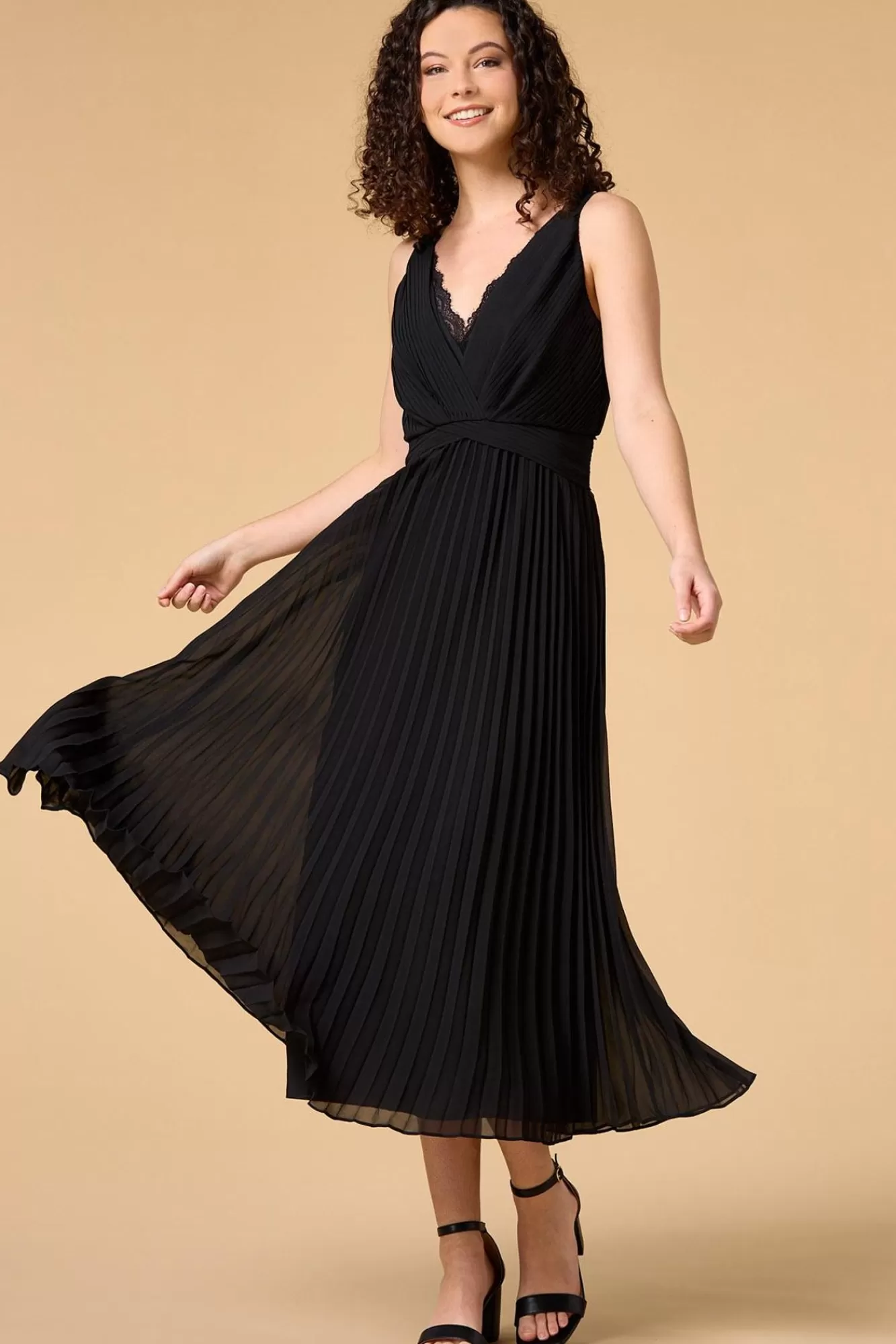 Women Versona A Lister Midi Dress