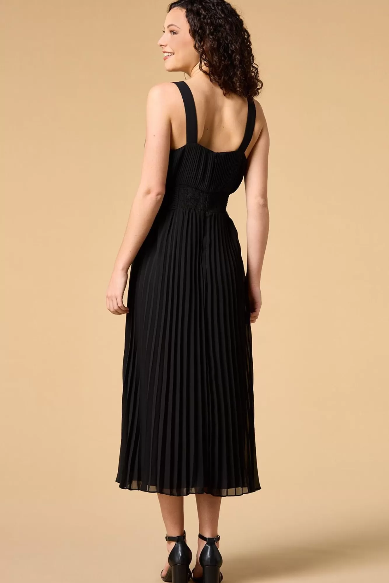 Women Versona A Lister Midi Dress