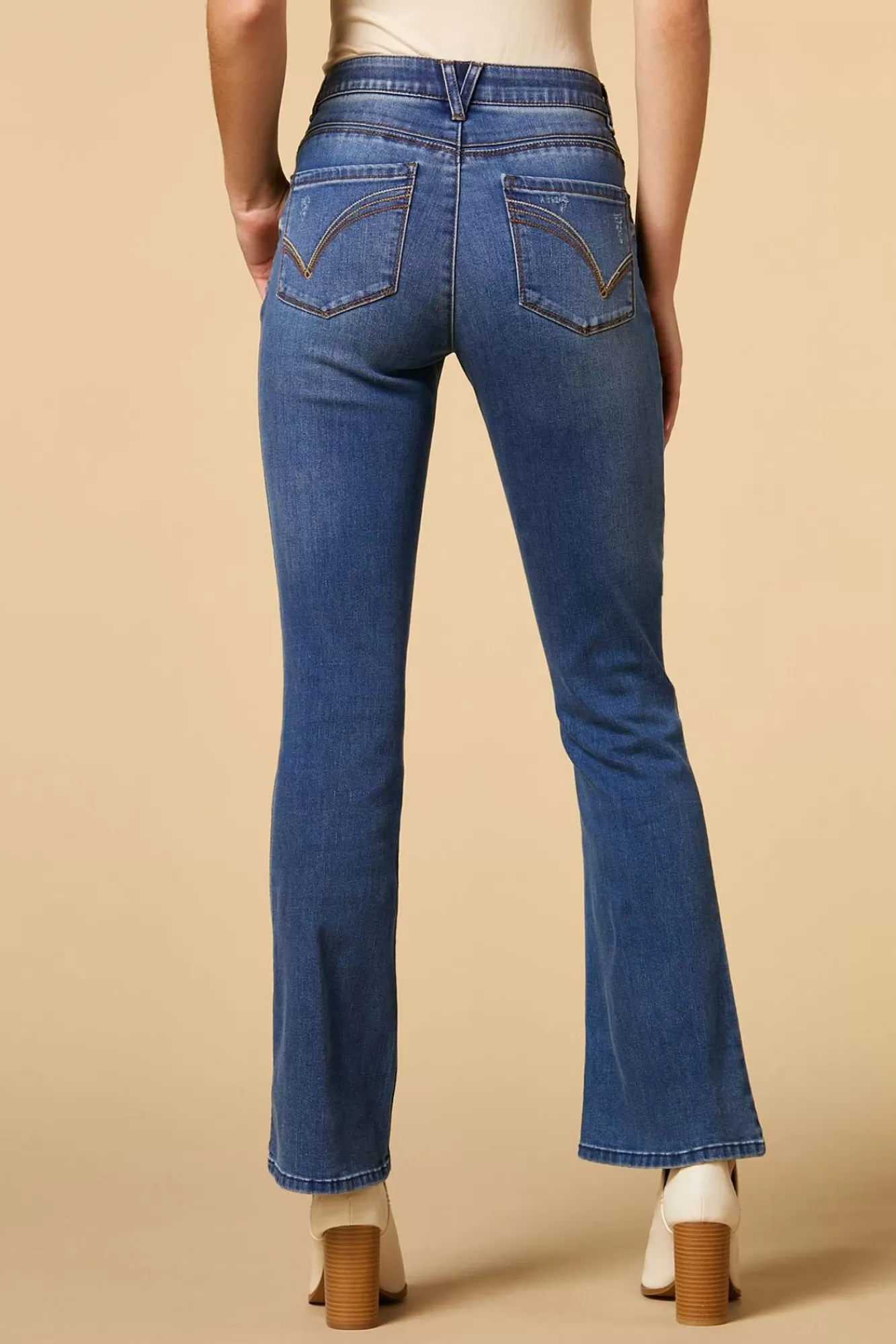 Women Versona A Slight Change Jeans