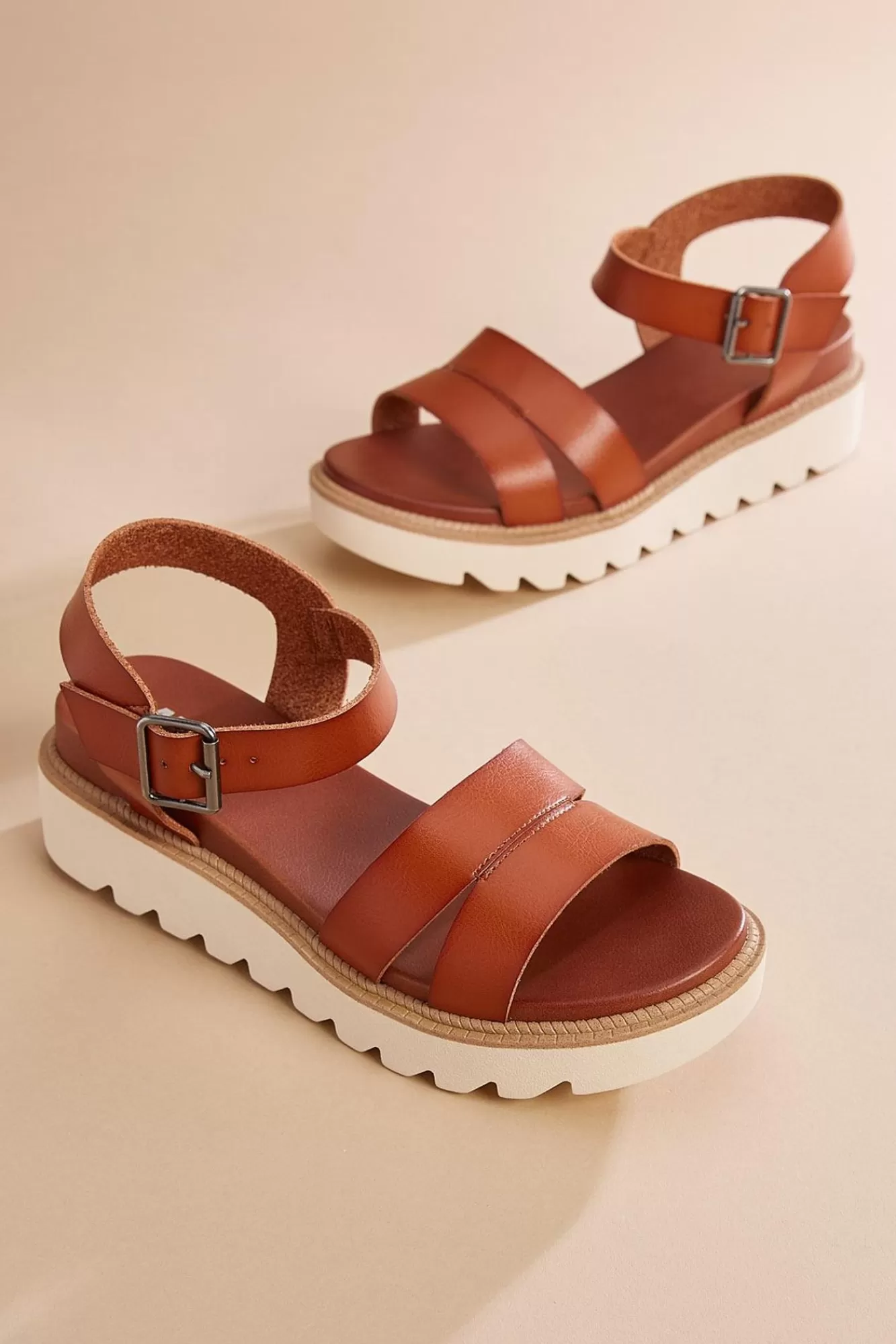 Women Versona Ankle Strap Lug Wedge Sandals