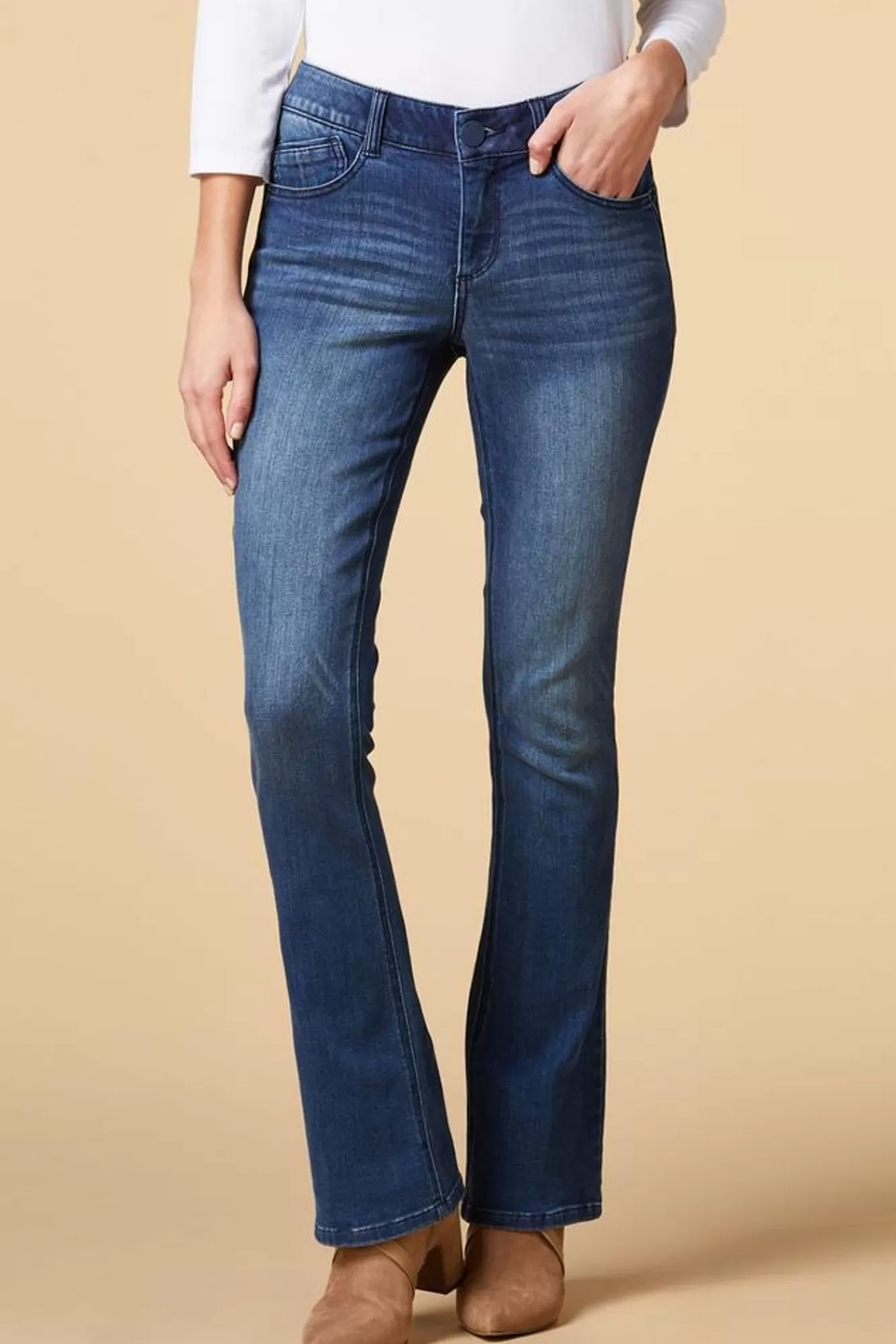 Women Versona Basic Bootcut Jeans