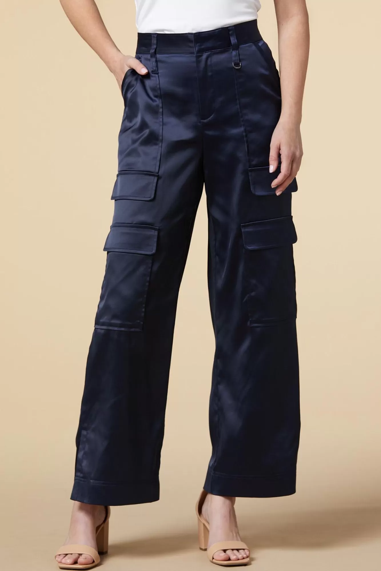 Women Versona Cargo Liner Pants