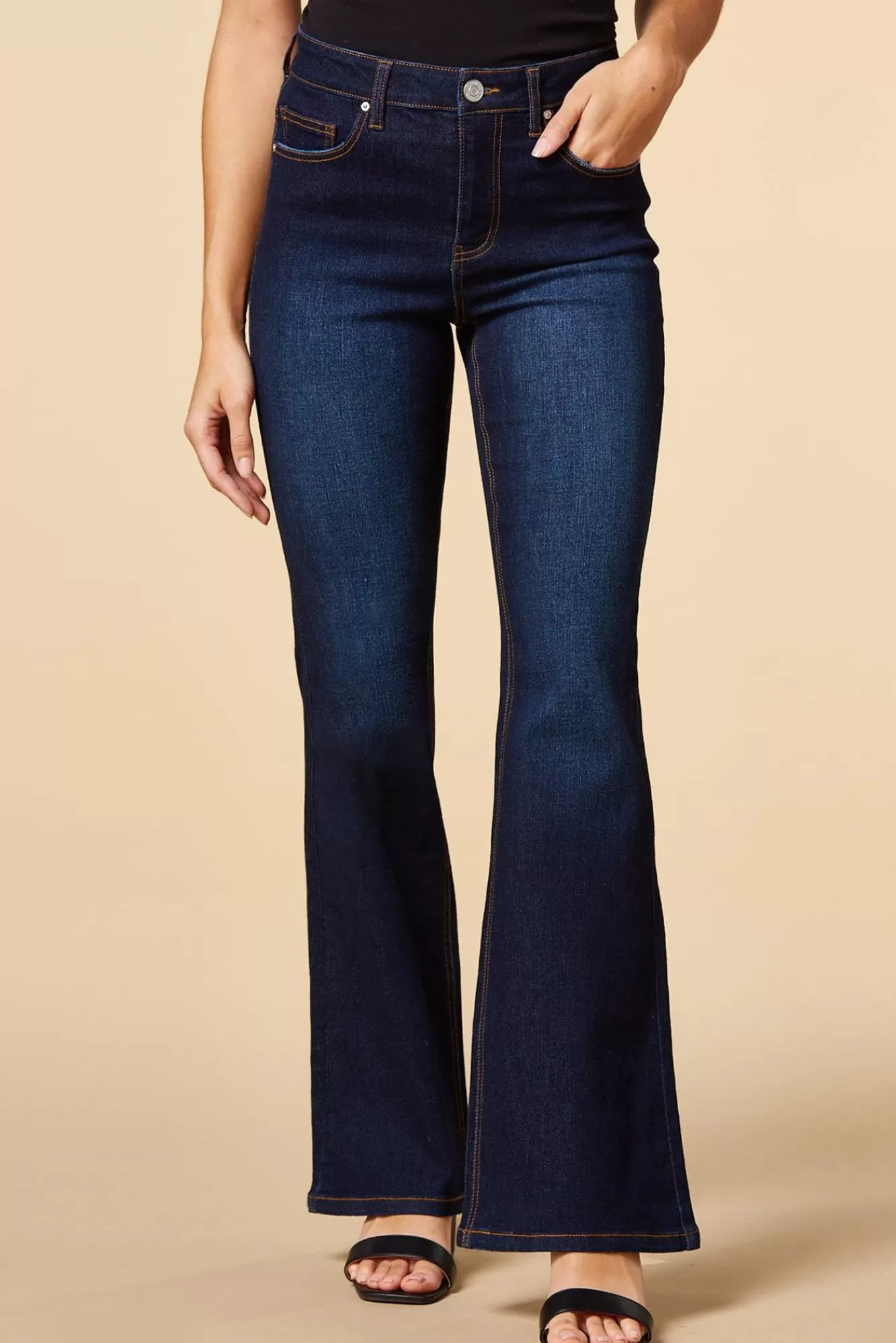 Women Versona Casual Friday Jeans