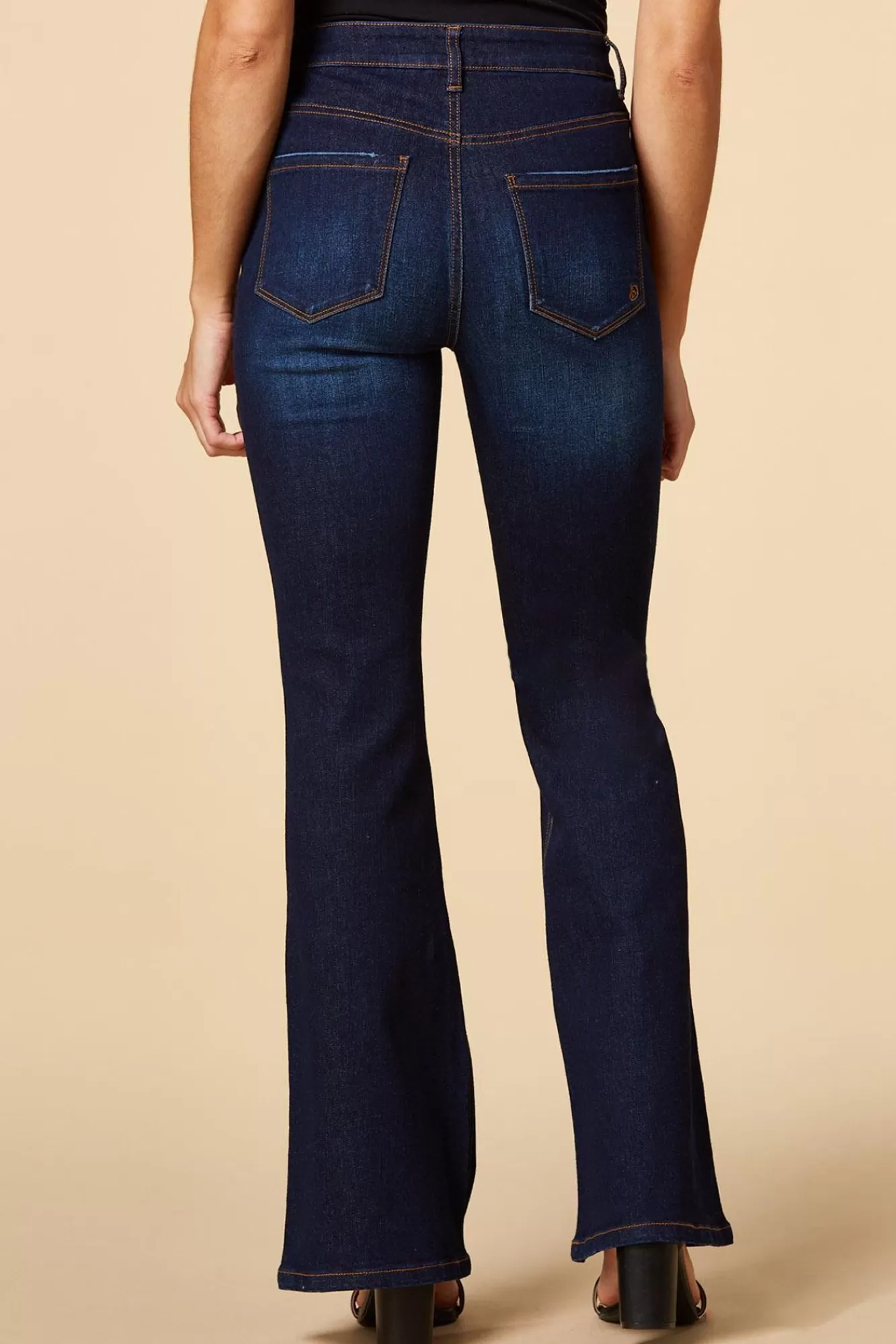 Women Versona Casual Friday Jeans