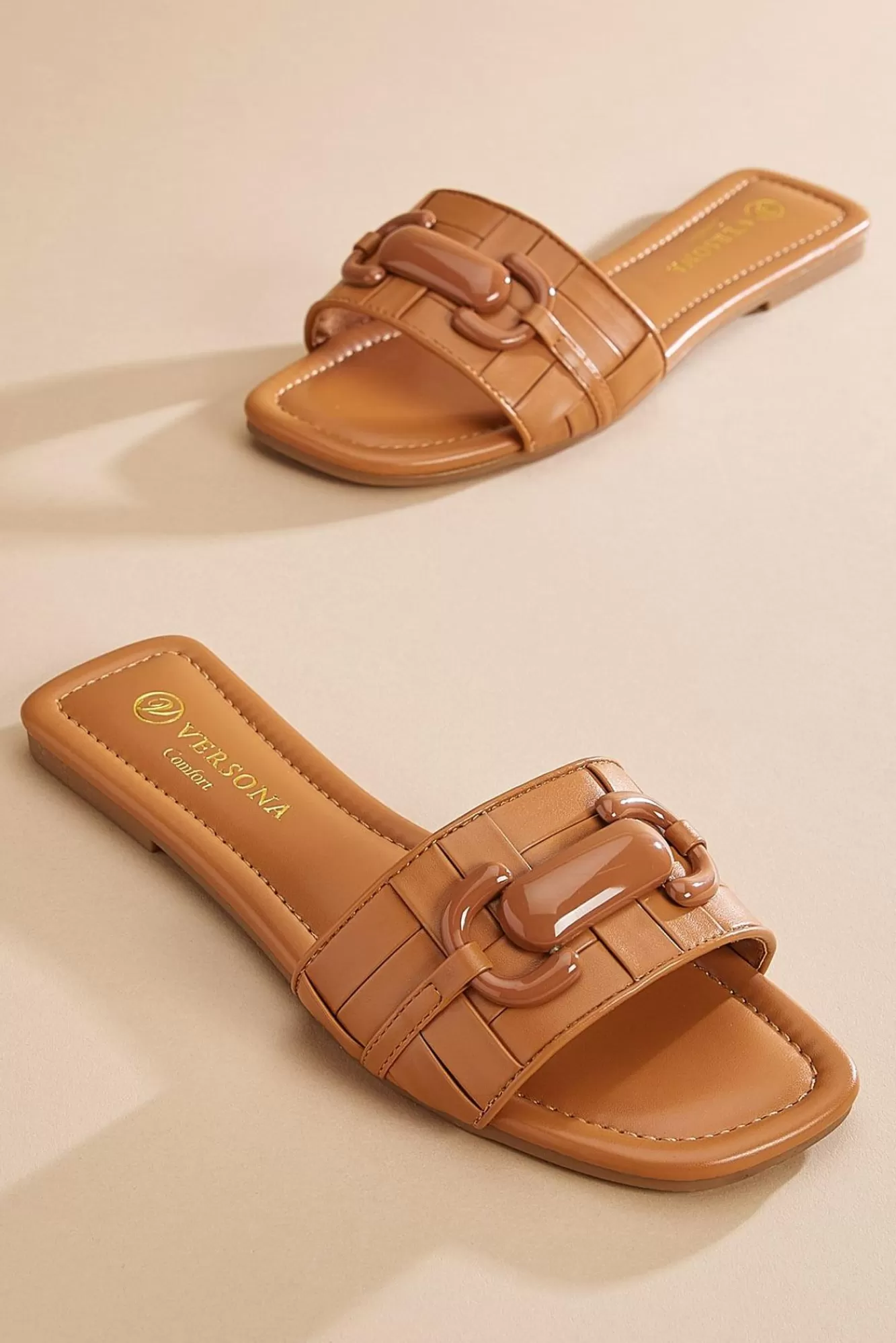 Women Versona Chain Trim Woven Band Slides