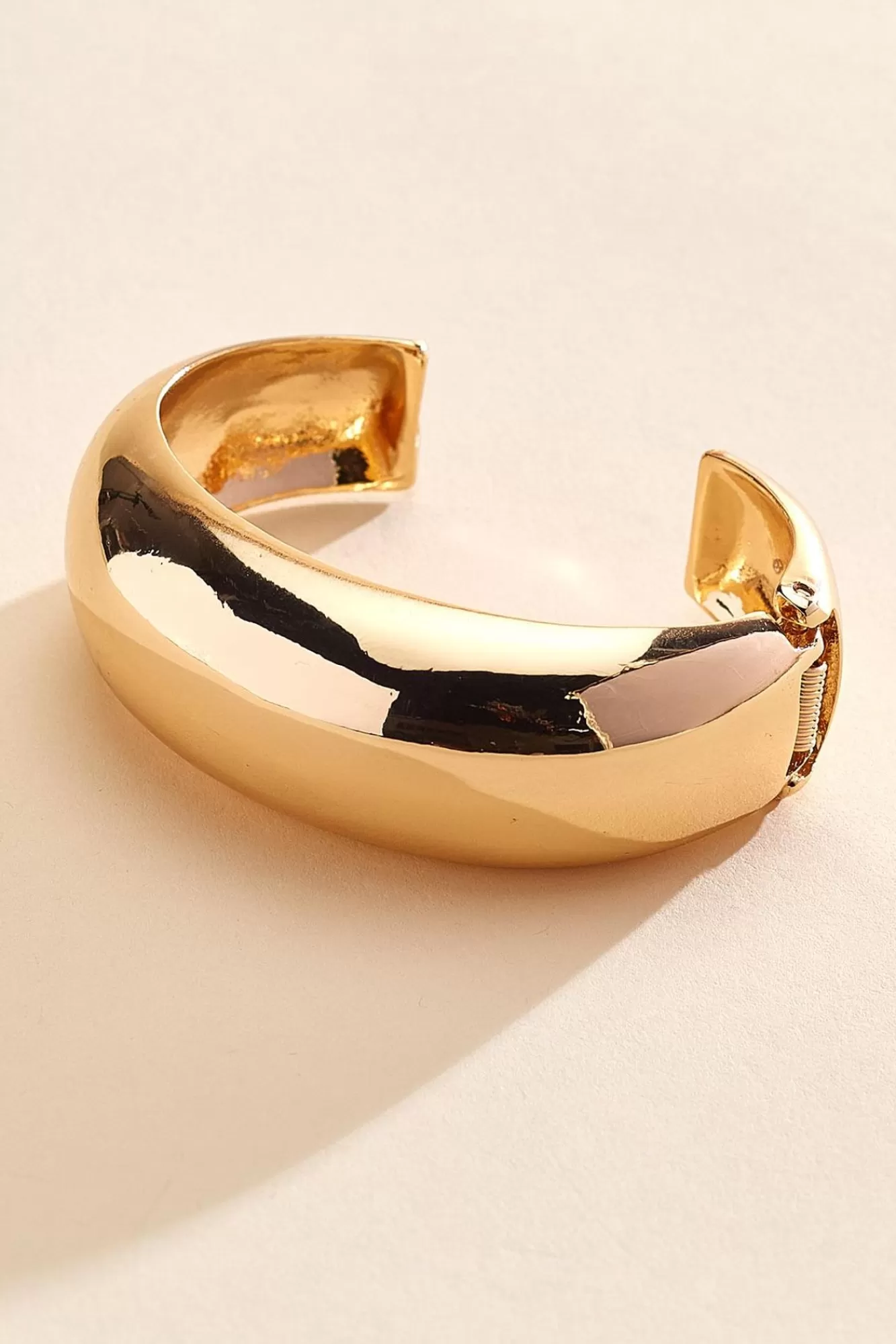 Women Versona Chunky Cuff Bracelet