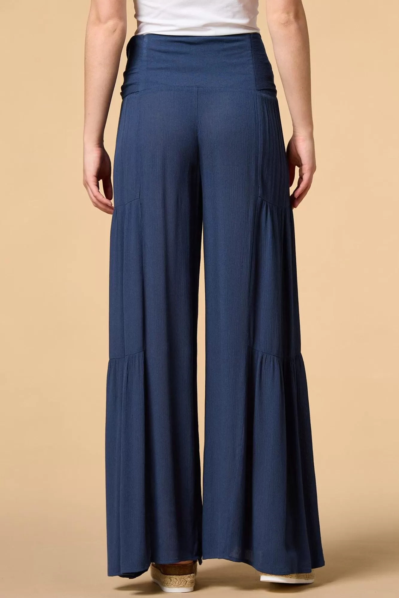 Women Versona Coast Is Tier Pants