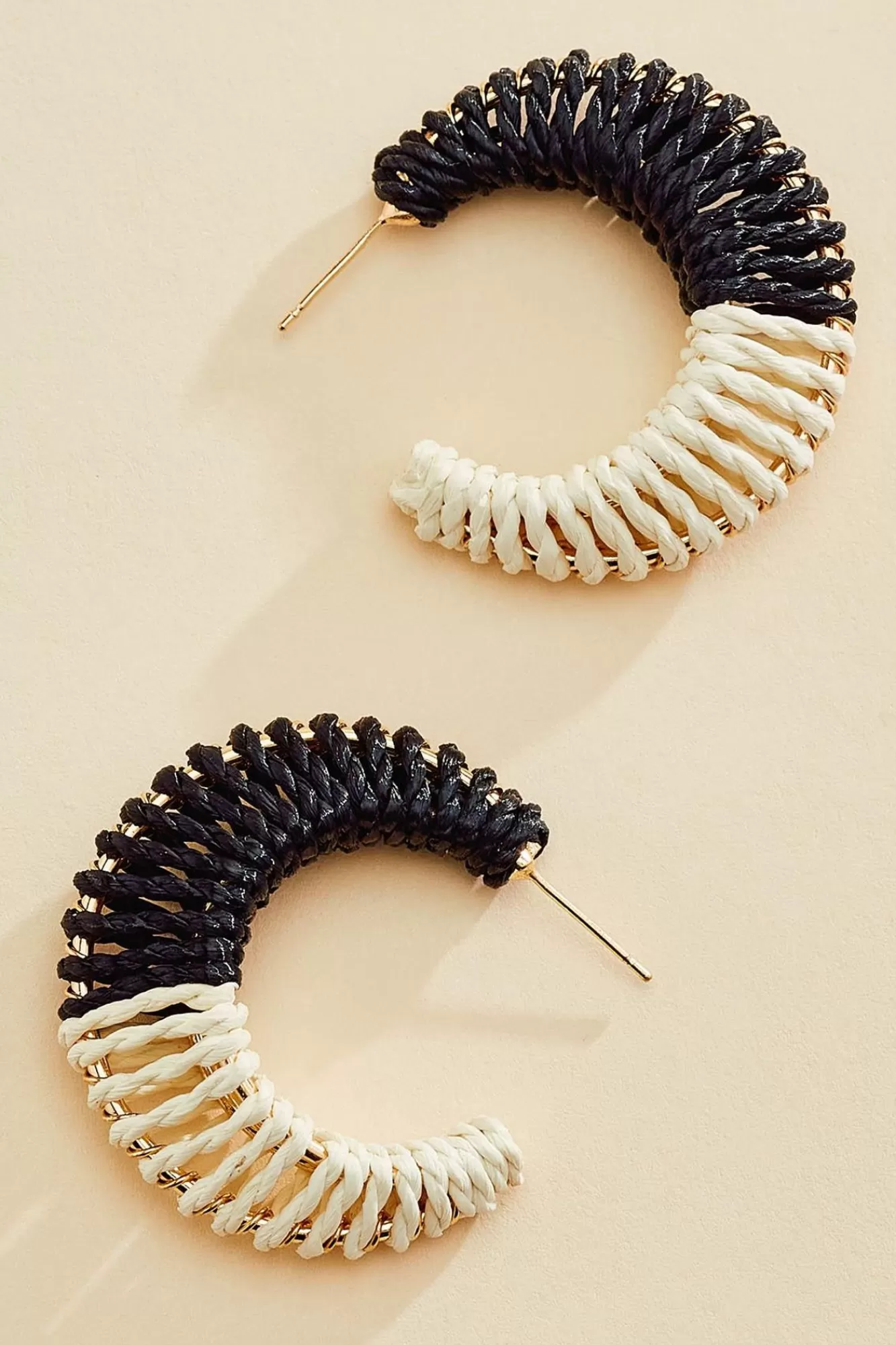 Women Versona Contrast Raffia Hoop Earrings