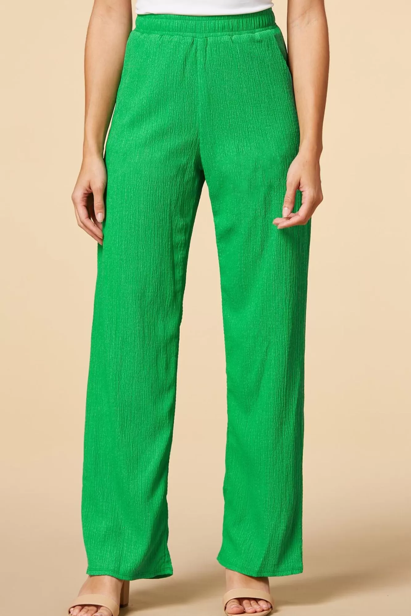 Women Versona Crinkle Cut Pantsgreen