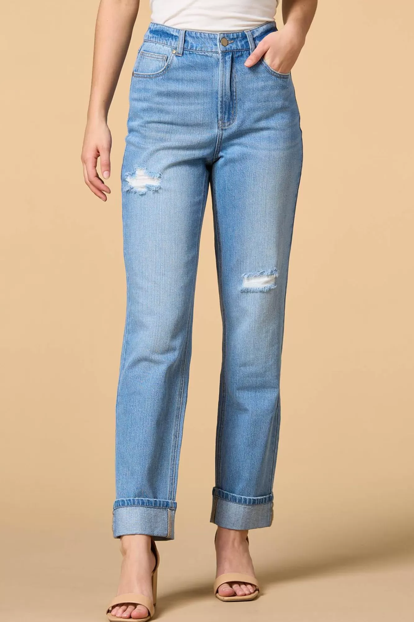 Women Versona Cuff And Ready Jeans