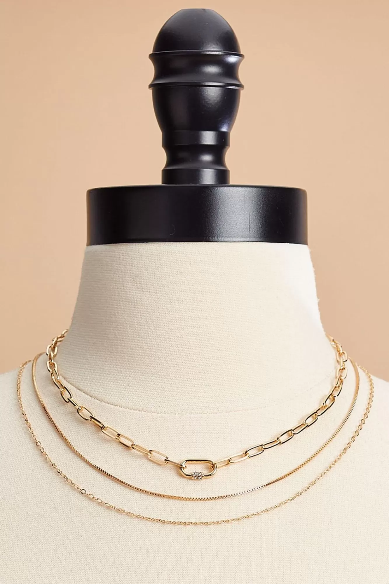 Women Versona Delicate Chains Necklace Set