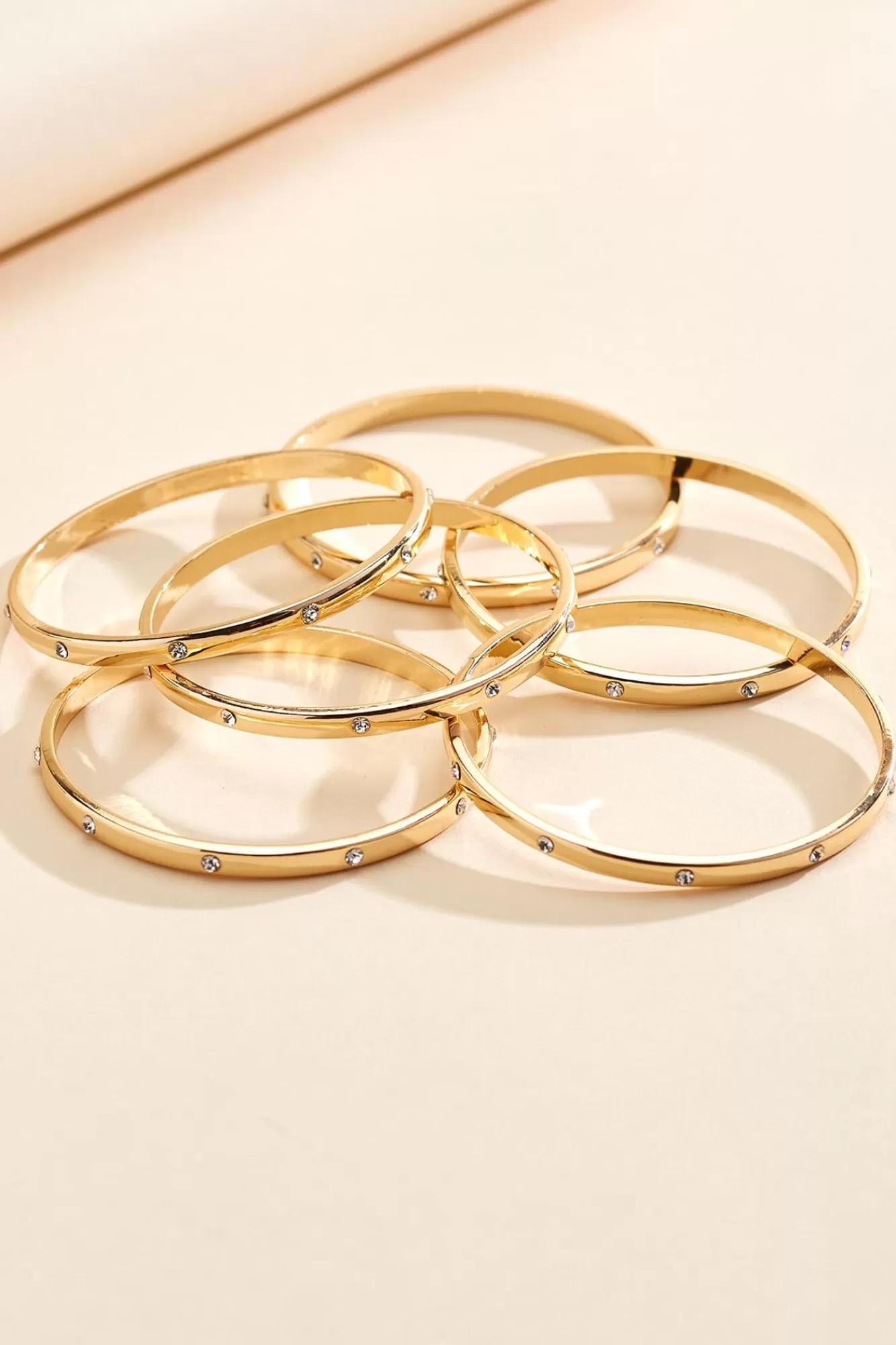 Women Versona Embellished Bangle Set