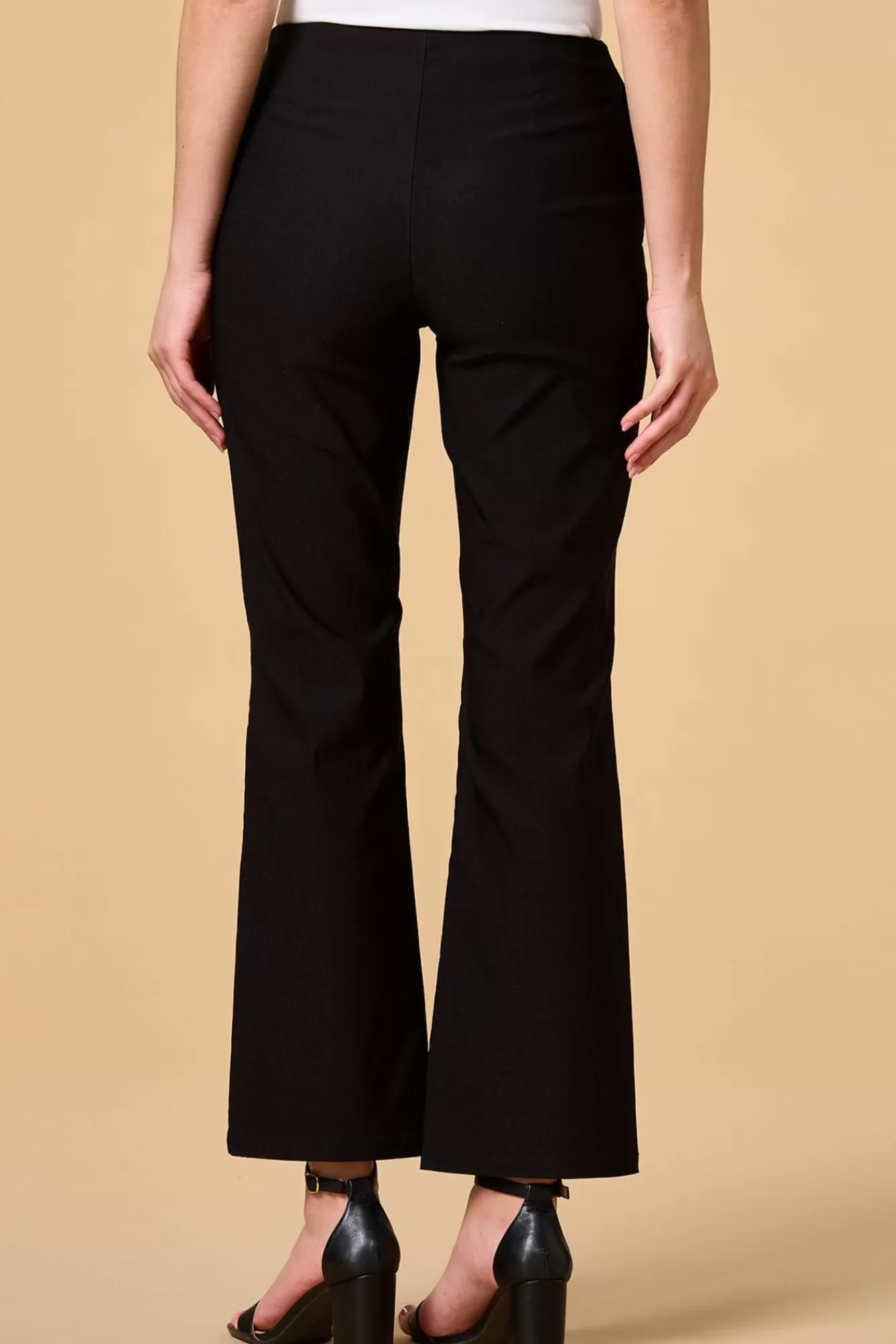 Women Versona Everyday Solid Pants