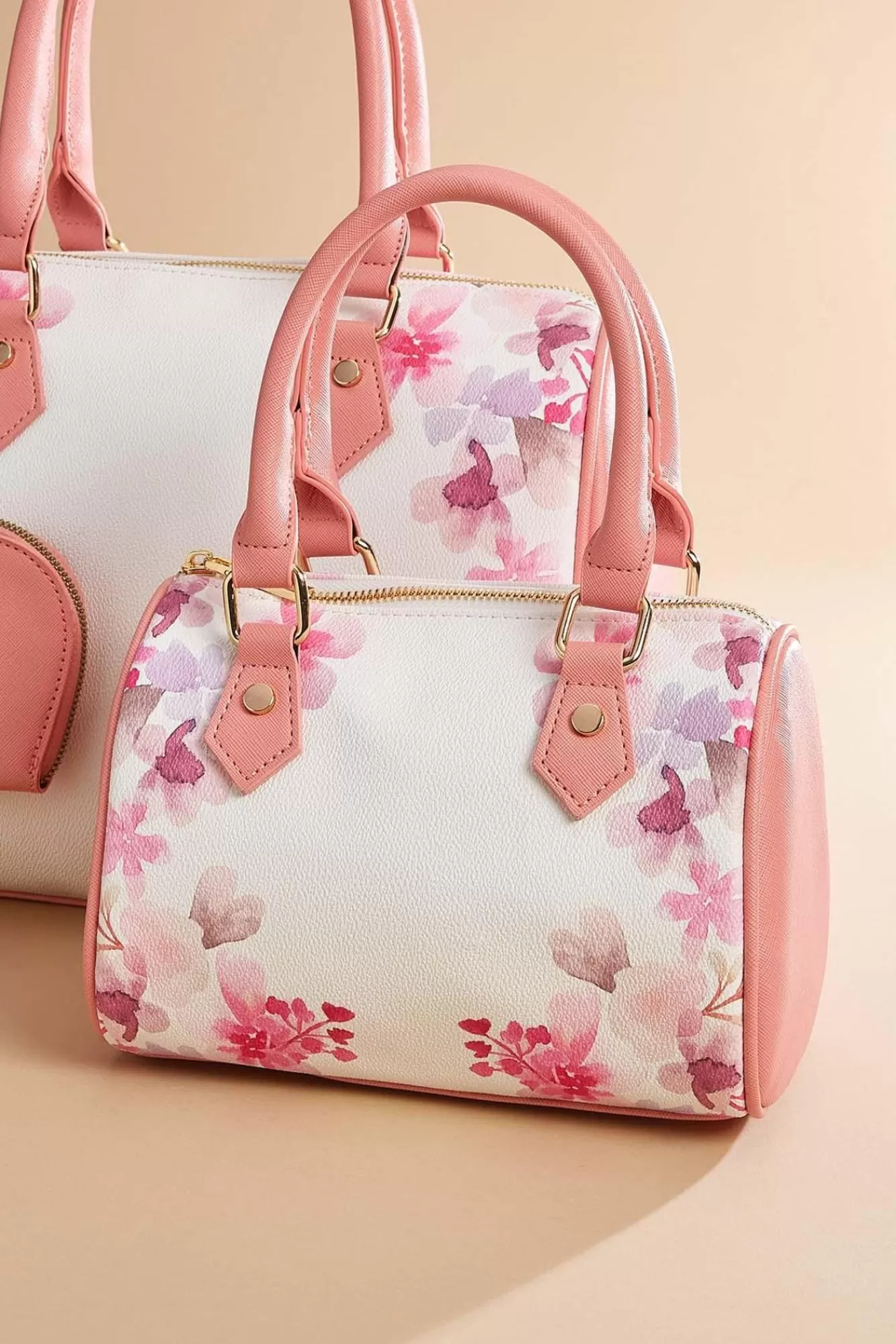 Women Versona Faux Leather Floral Bag Set