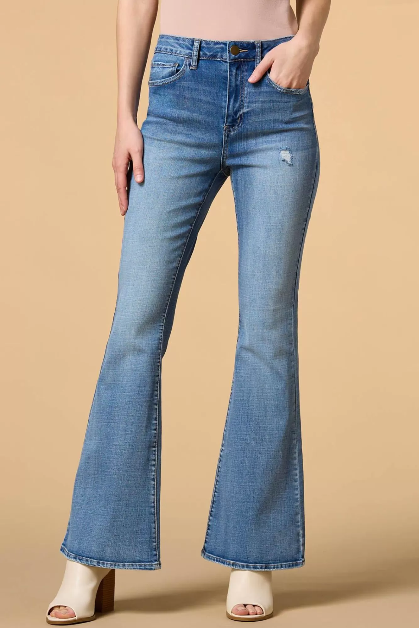 Women Versona Flare And Square Jeans