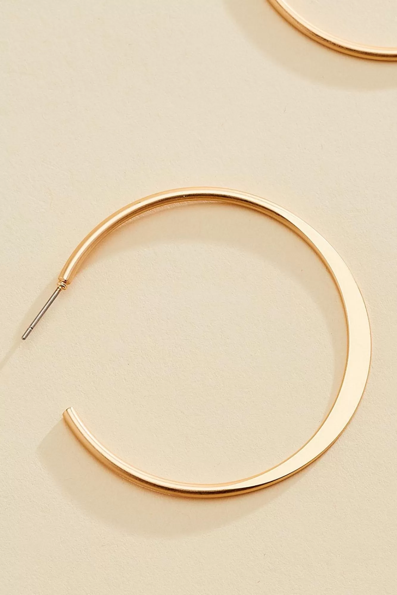 Women Versona Flat Bottom Hoop Earrings