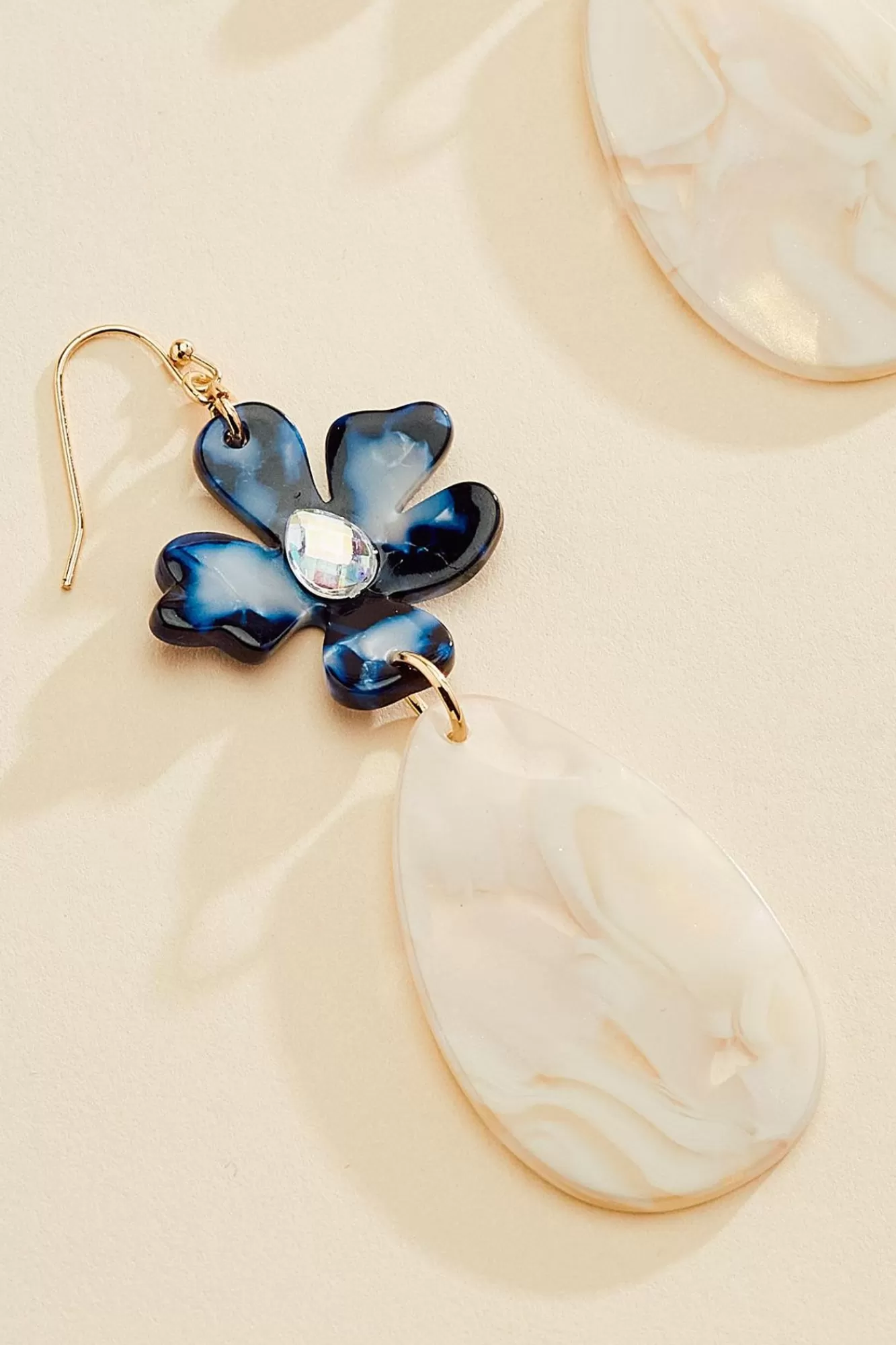 Women Versona Floral Tear Earrings