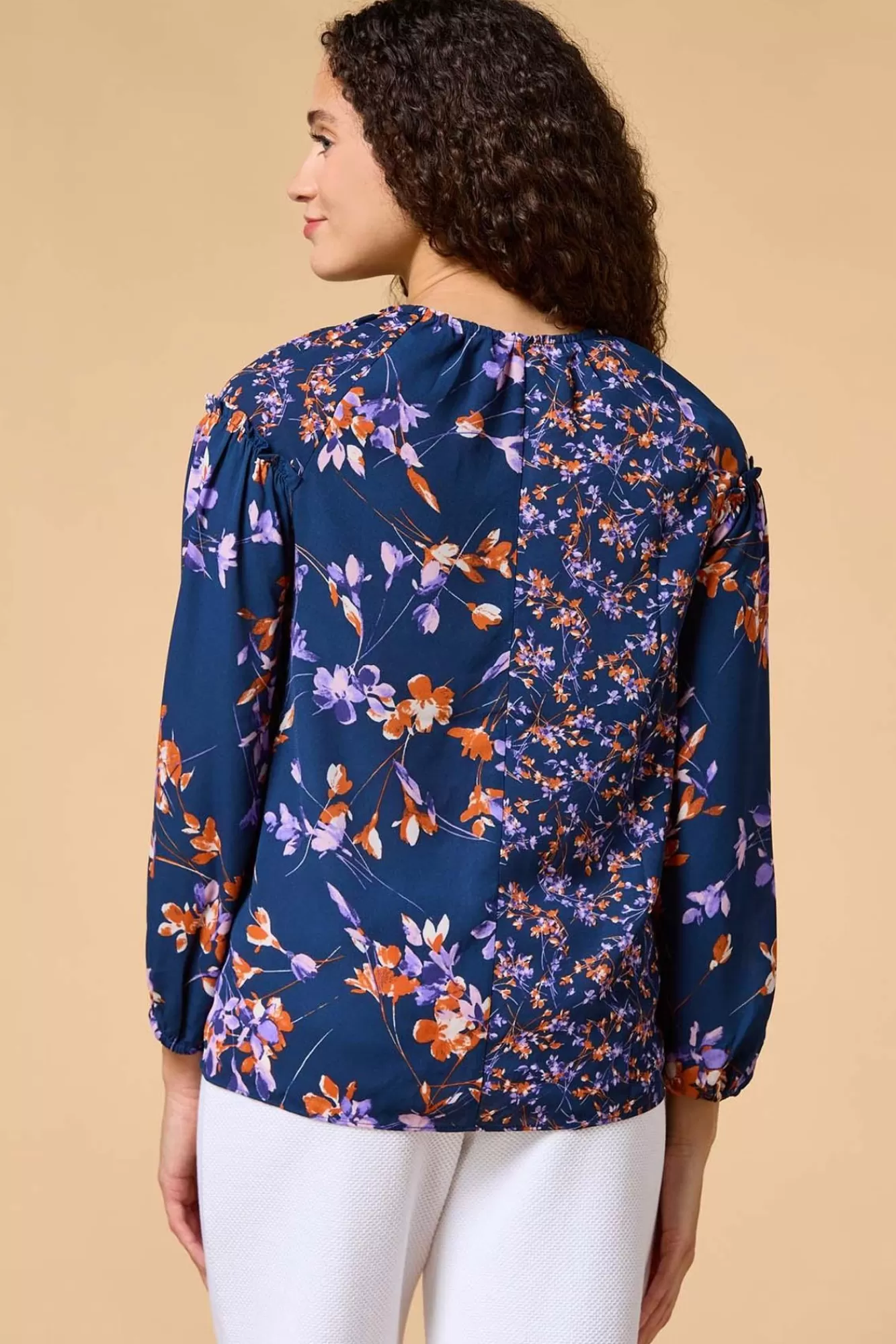 Women Versona Frolic In The Fields Top