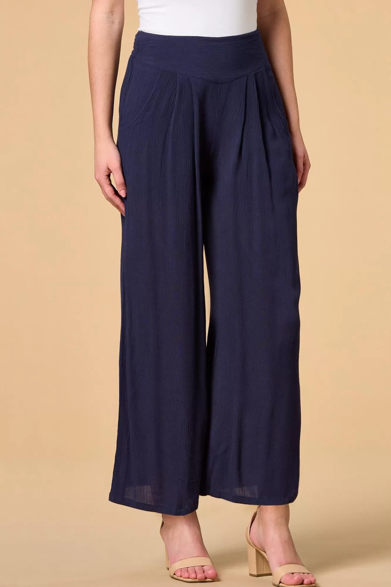 Women Versona Gauze And Effect Pants