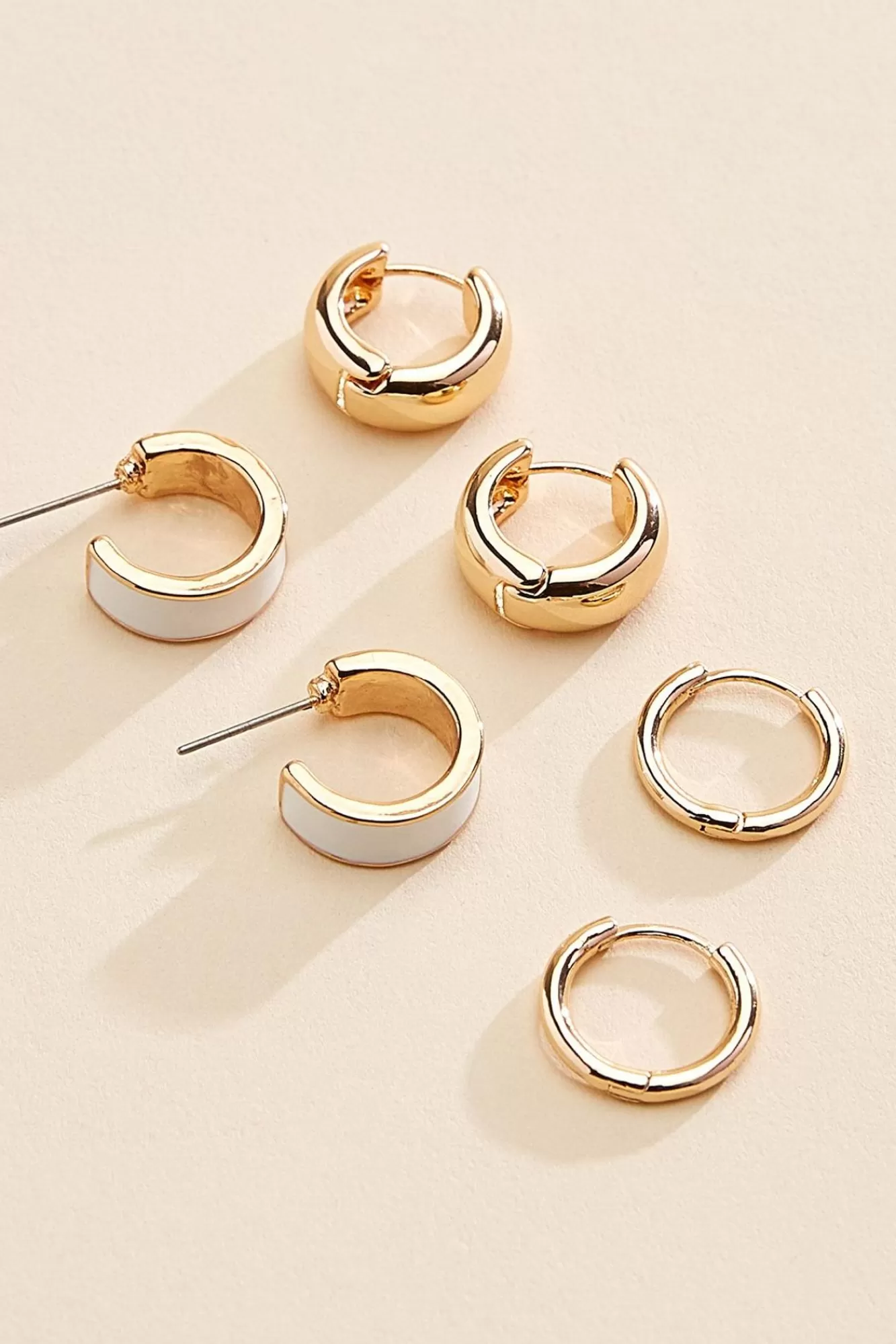 Women Versona Gold Huggie Hoop Earrings Set