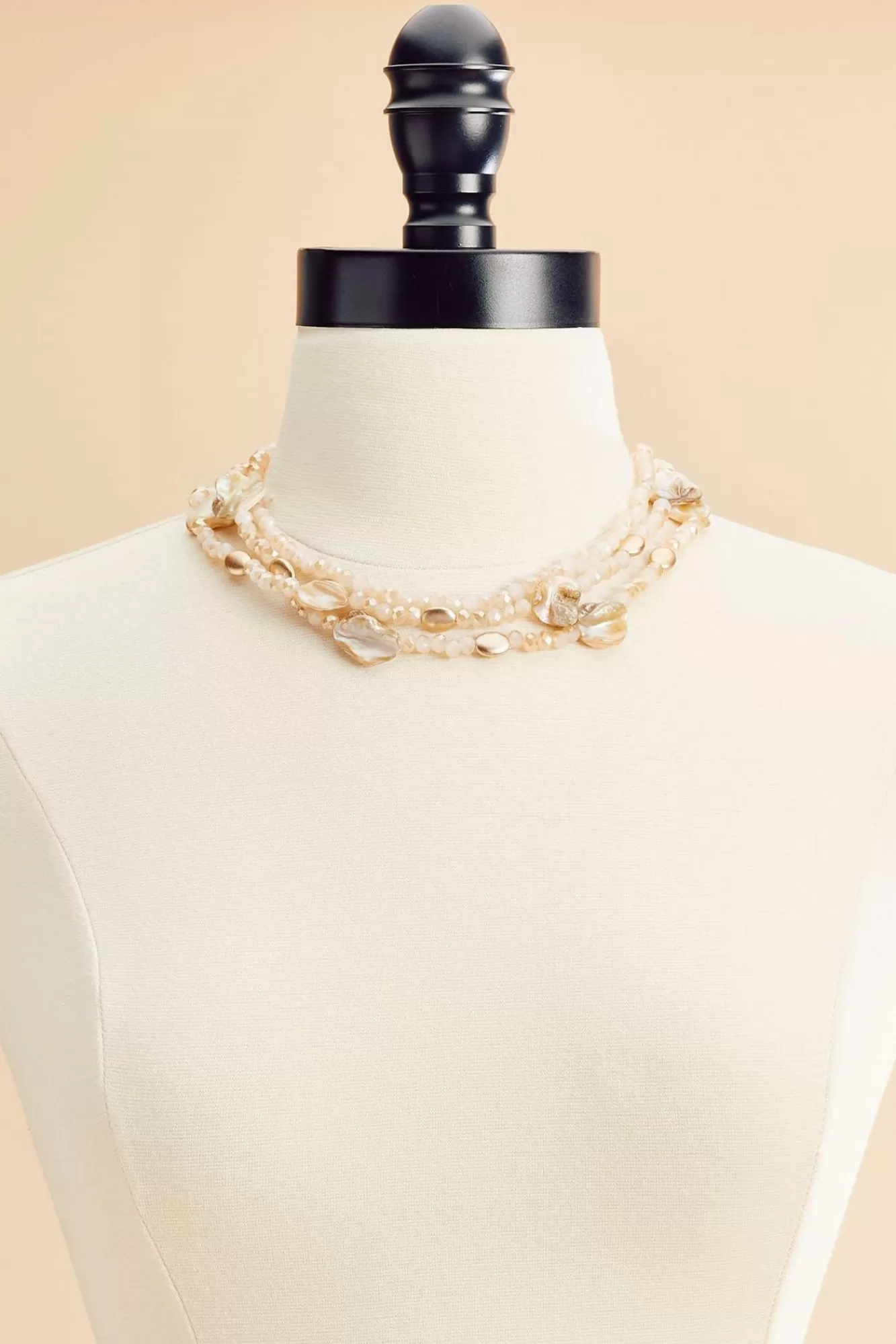 Women Versona Gold Seashell Layered Necklace