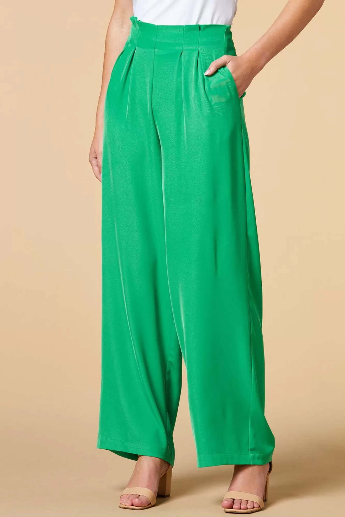 Women Versona Greener Pastures Pants