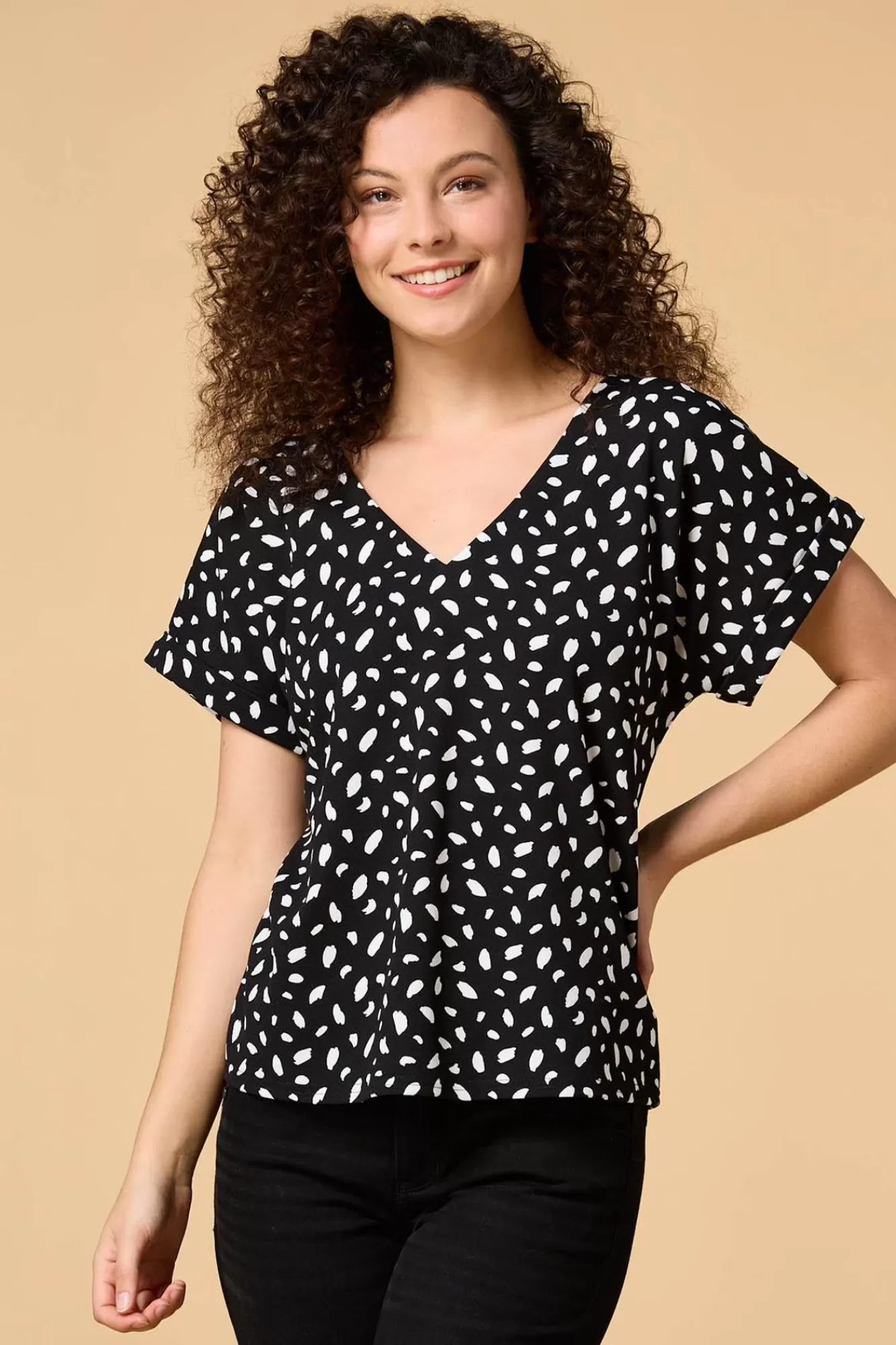 Women Versona In The Dot Light Top