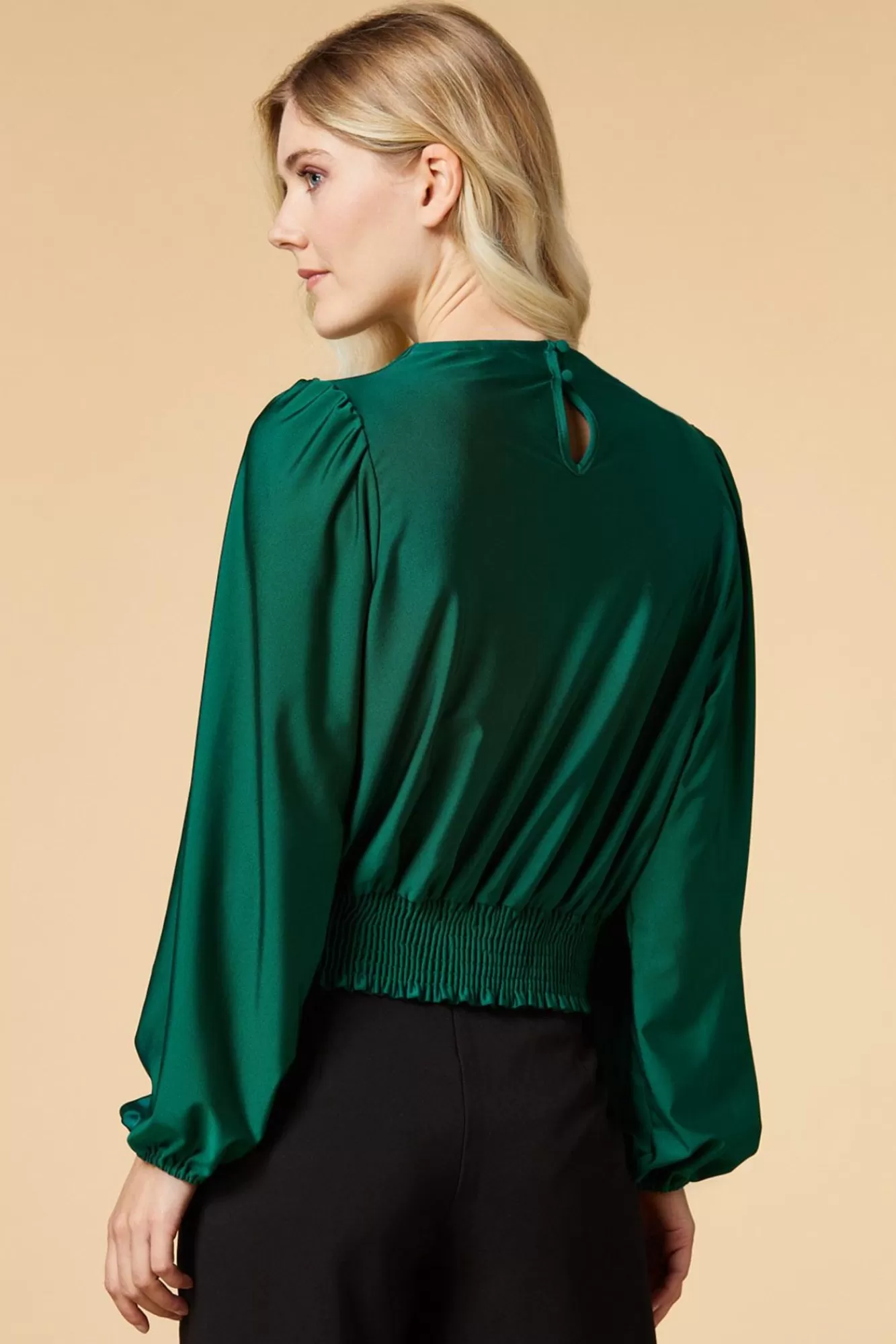 Women Versona Jade Runner Top