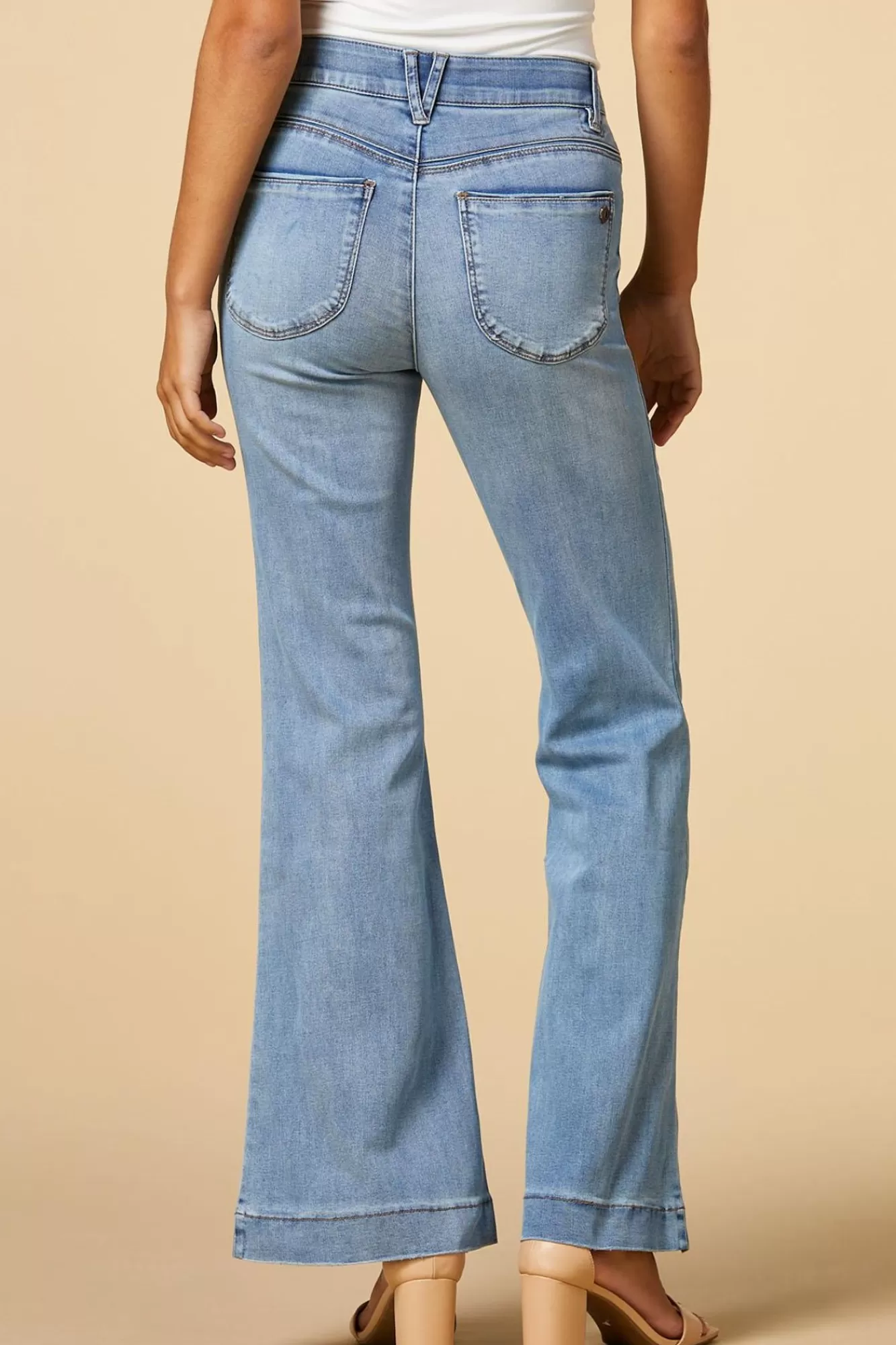 Women Versona Jump Flare Jeans