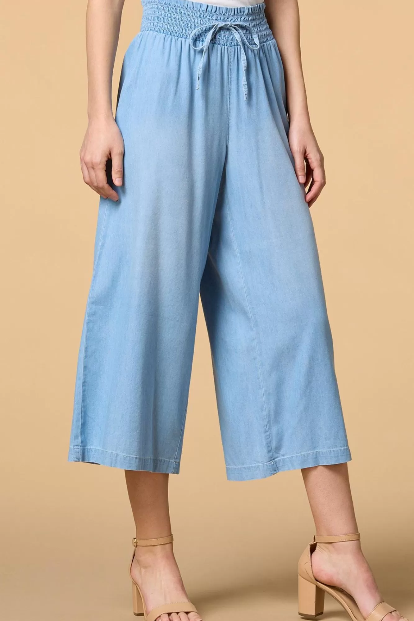 Women Versona Light And Breezy Pants