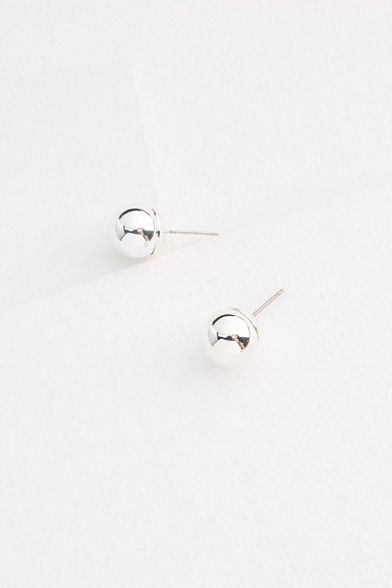 Women Versona Meet Me At The Ball Earrings