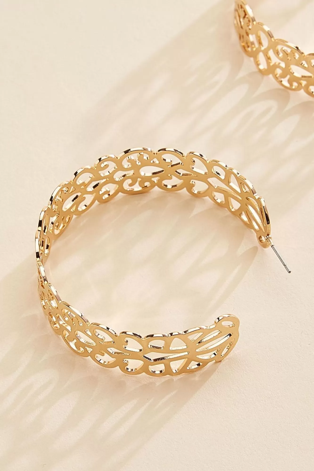 Women Versona Mirror Filigree Hoop Earrings