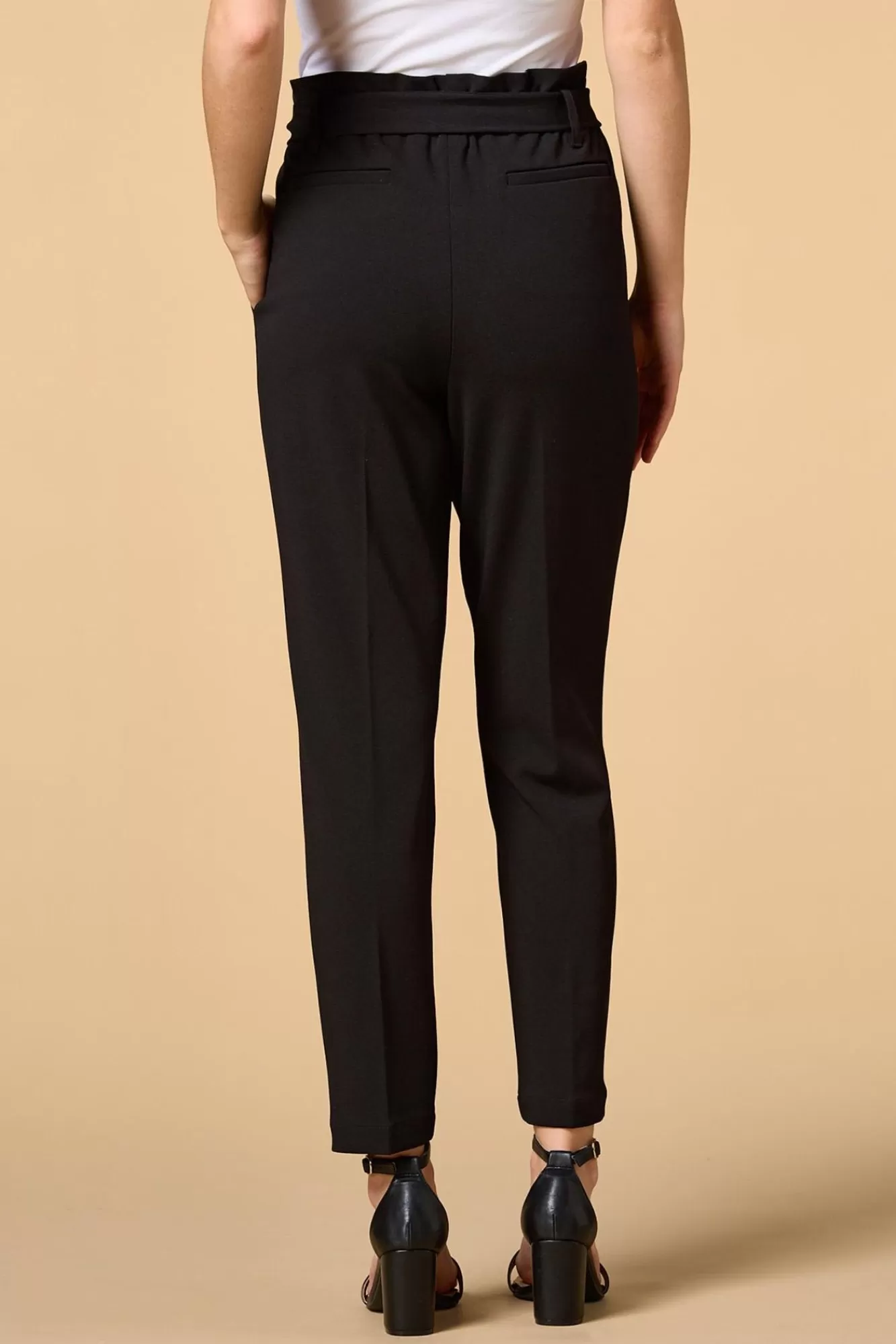 Women Versona On Paper Pants Long