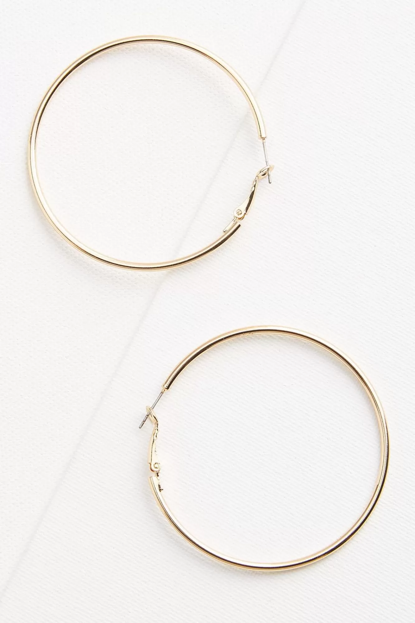 Women Versona Oversized Hoop Earrings