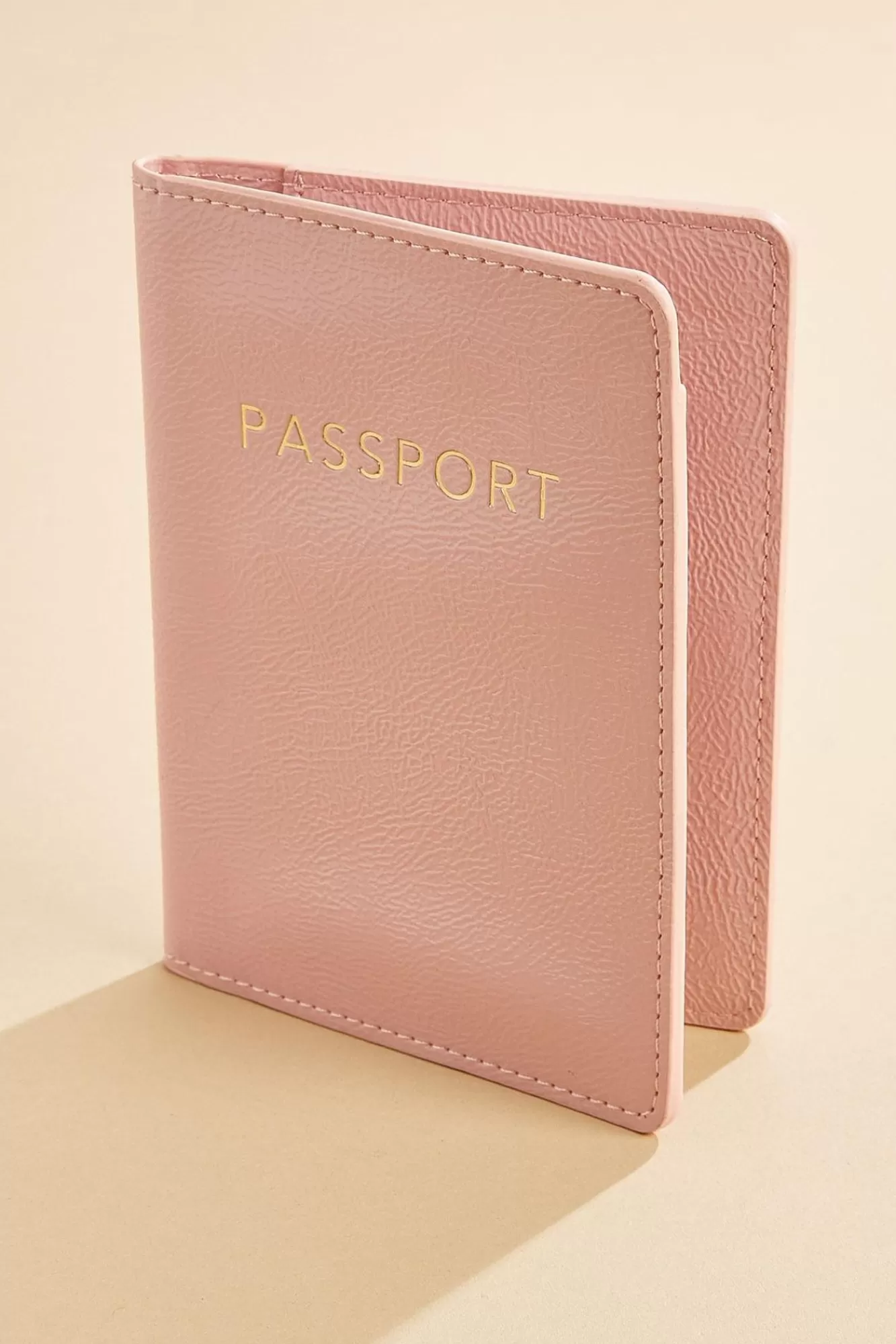 Women Versona Passport Cover