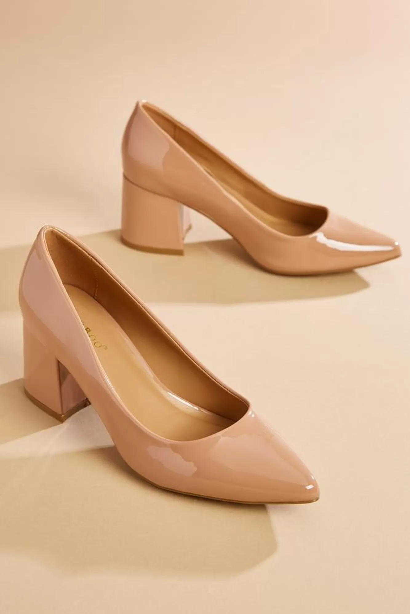 Women Versona Patent Pump Heels