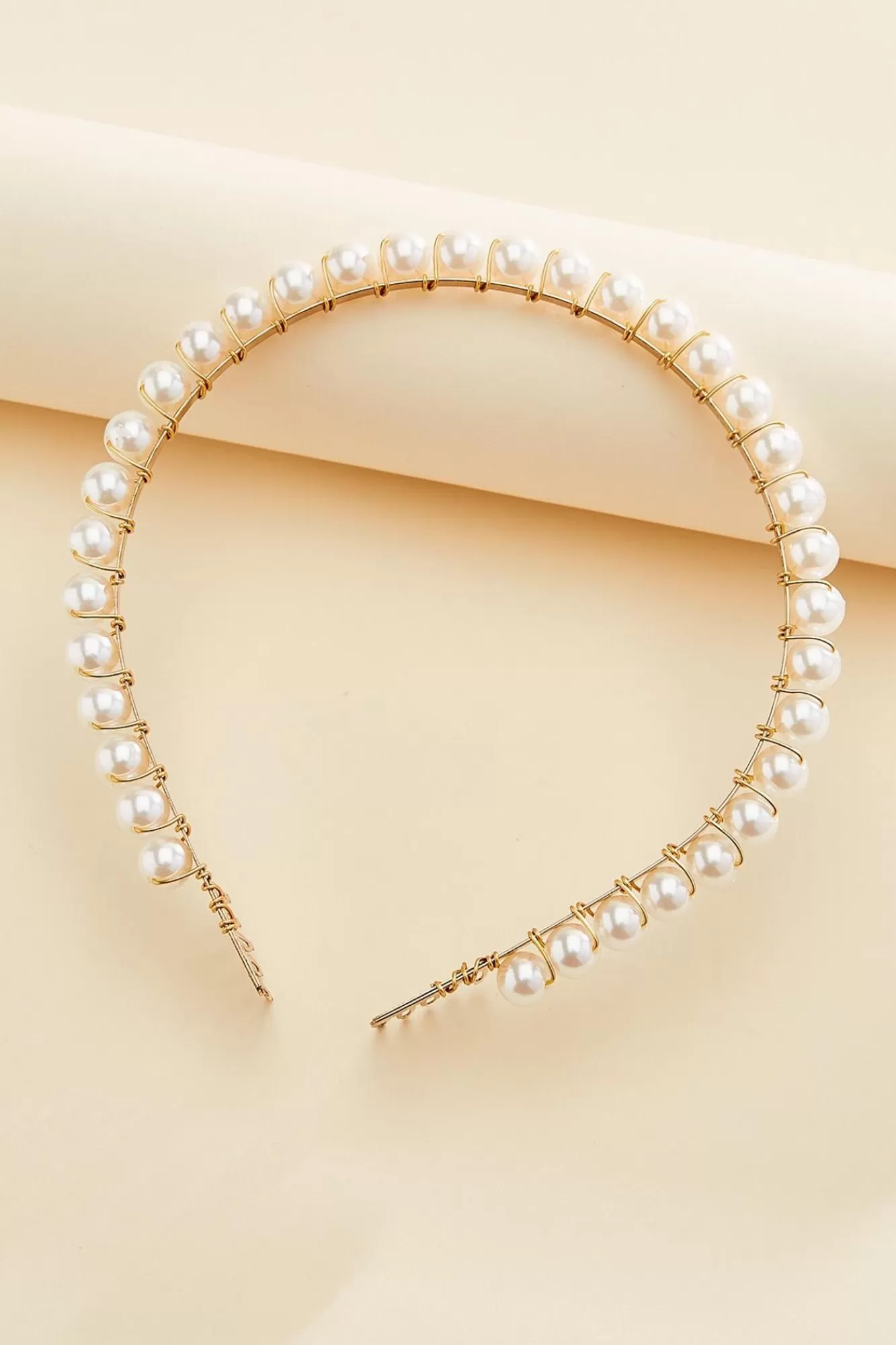 Women Versona Pearl Headband