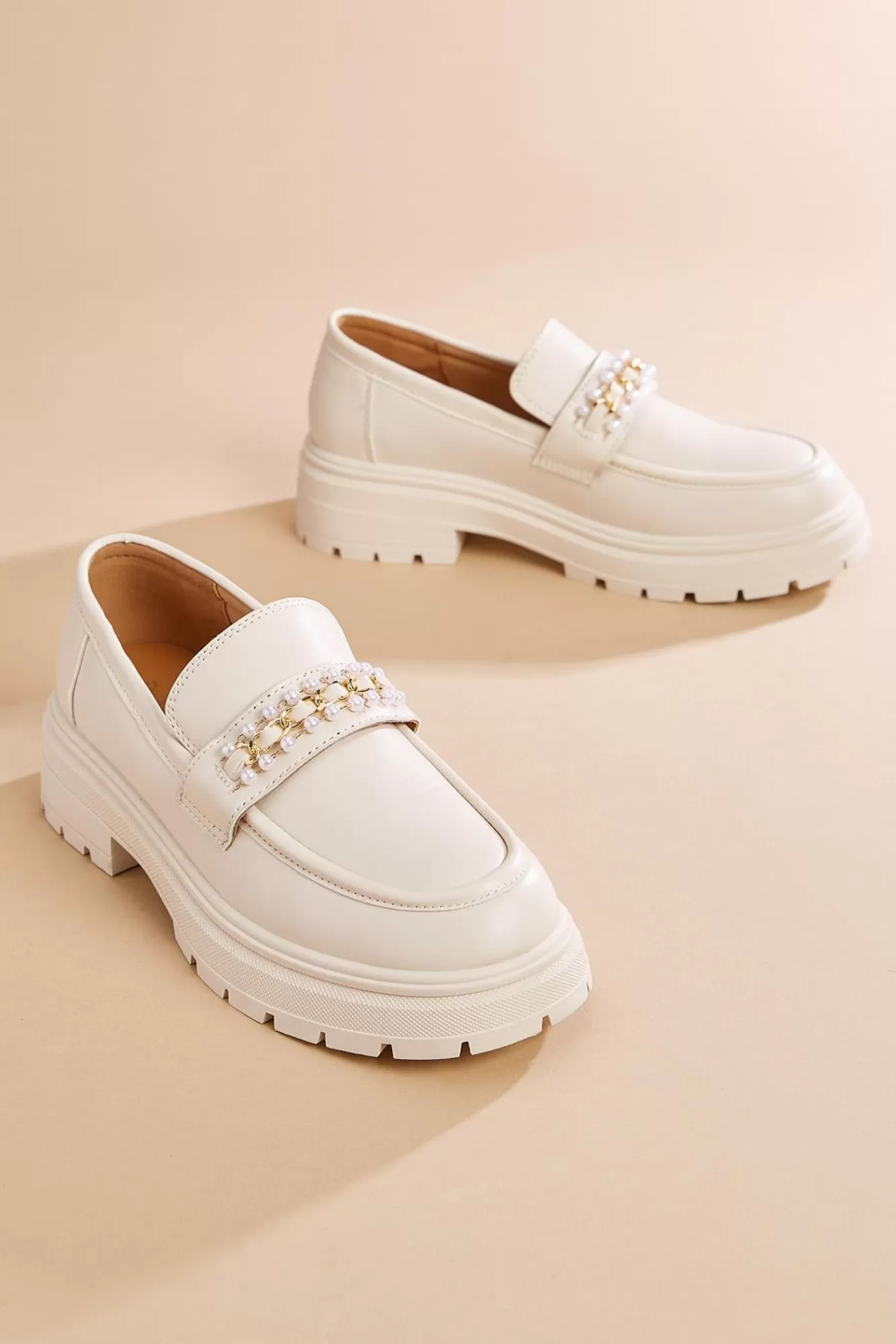 Women Versona Pearl Lug Sole Loafers