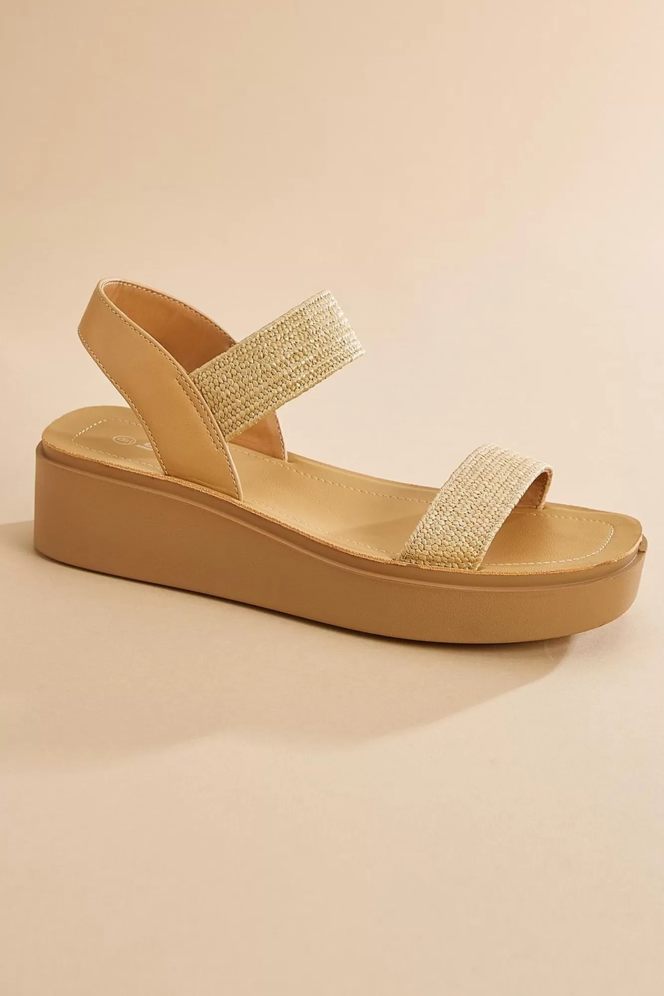 Women Versona Platform Raffia Band Sandals