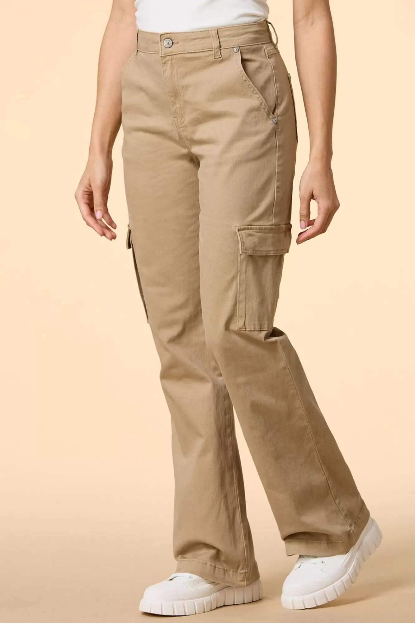 Women Versona Pocket Essentials Cargo Pants