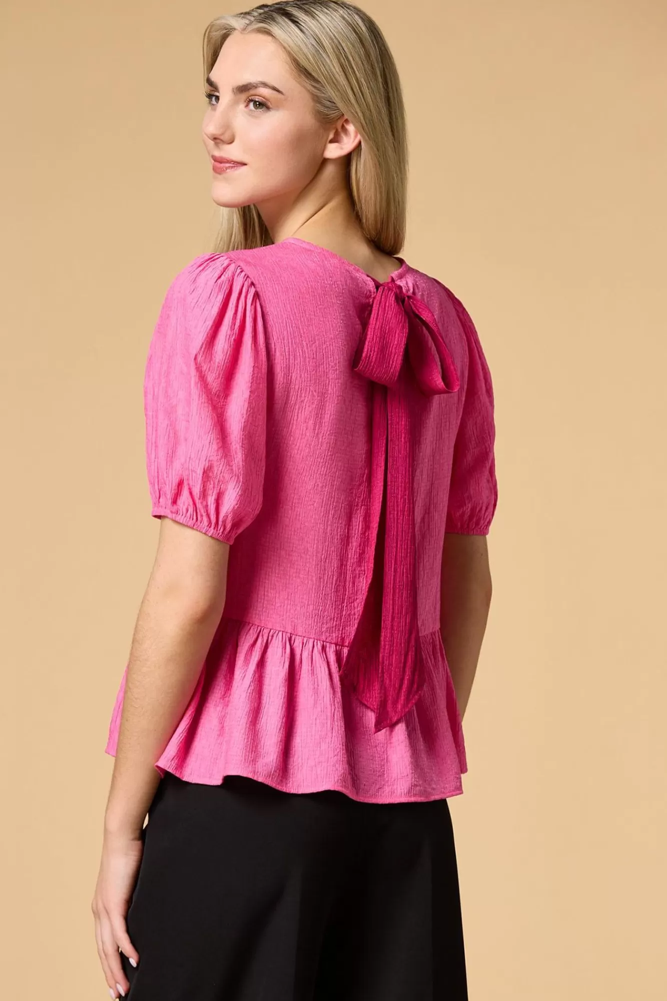 Women Versona Pretty In Peplum Top