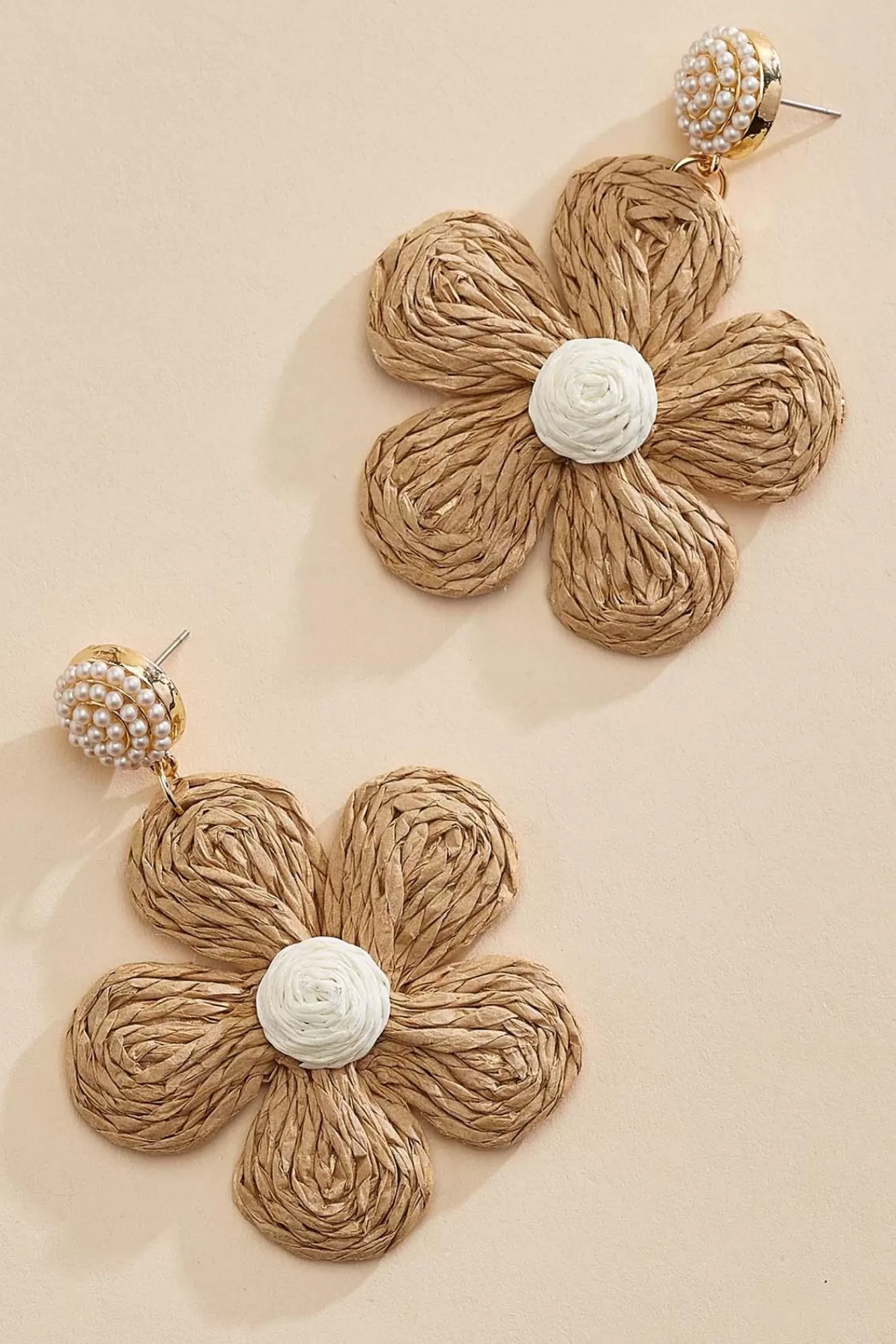 Women Versona Raffia Wrapped Daisy Earrings