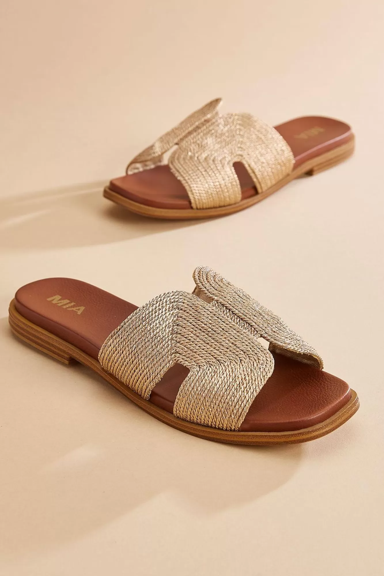 Women Versona Rose Gold Band Sandals