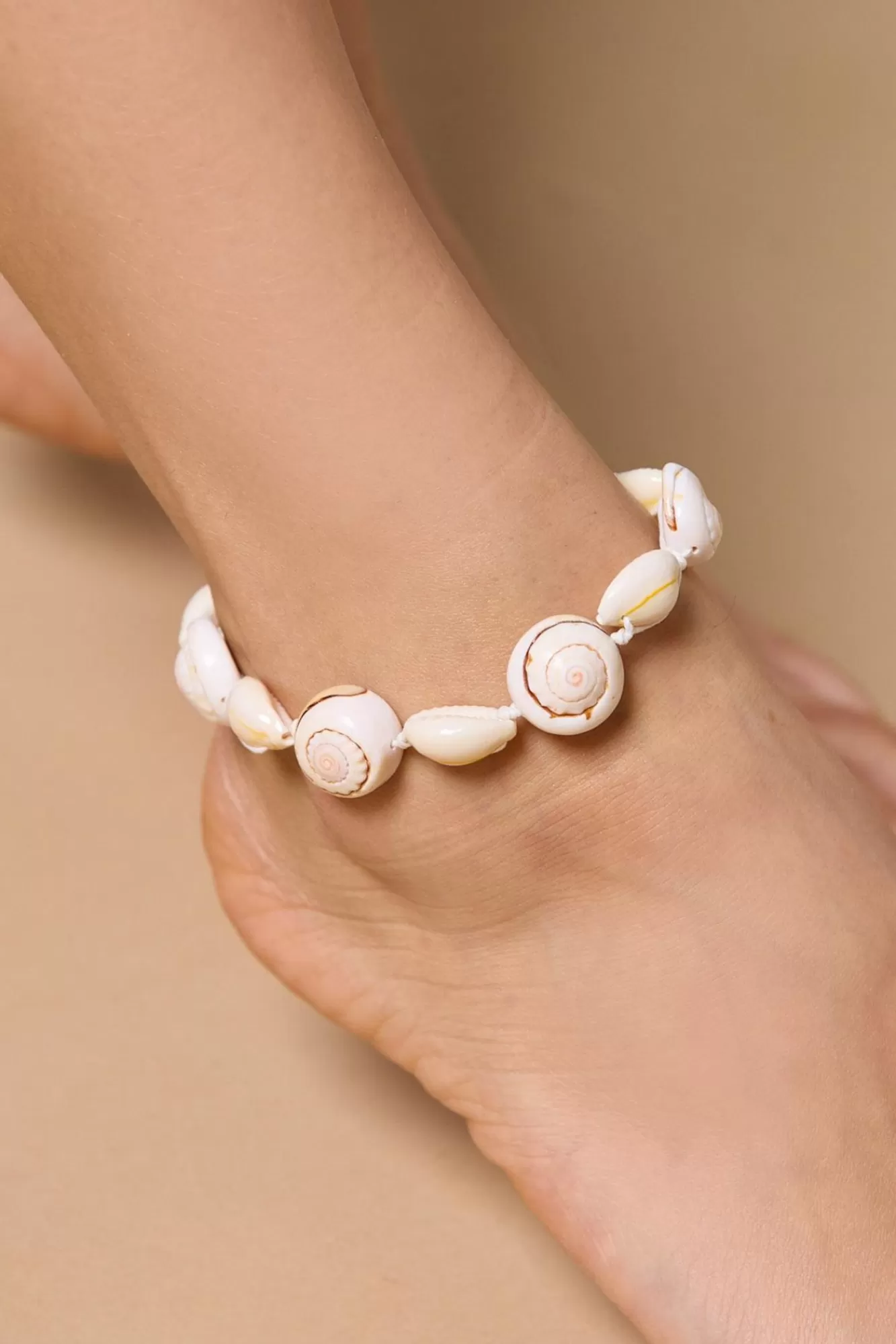 Women Versona Seashell Anklet