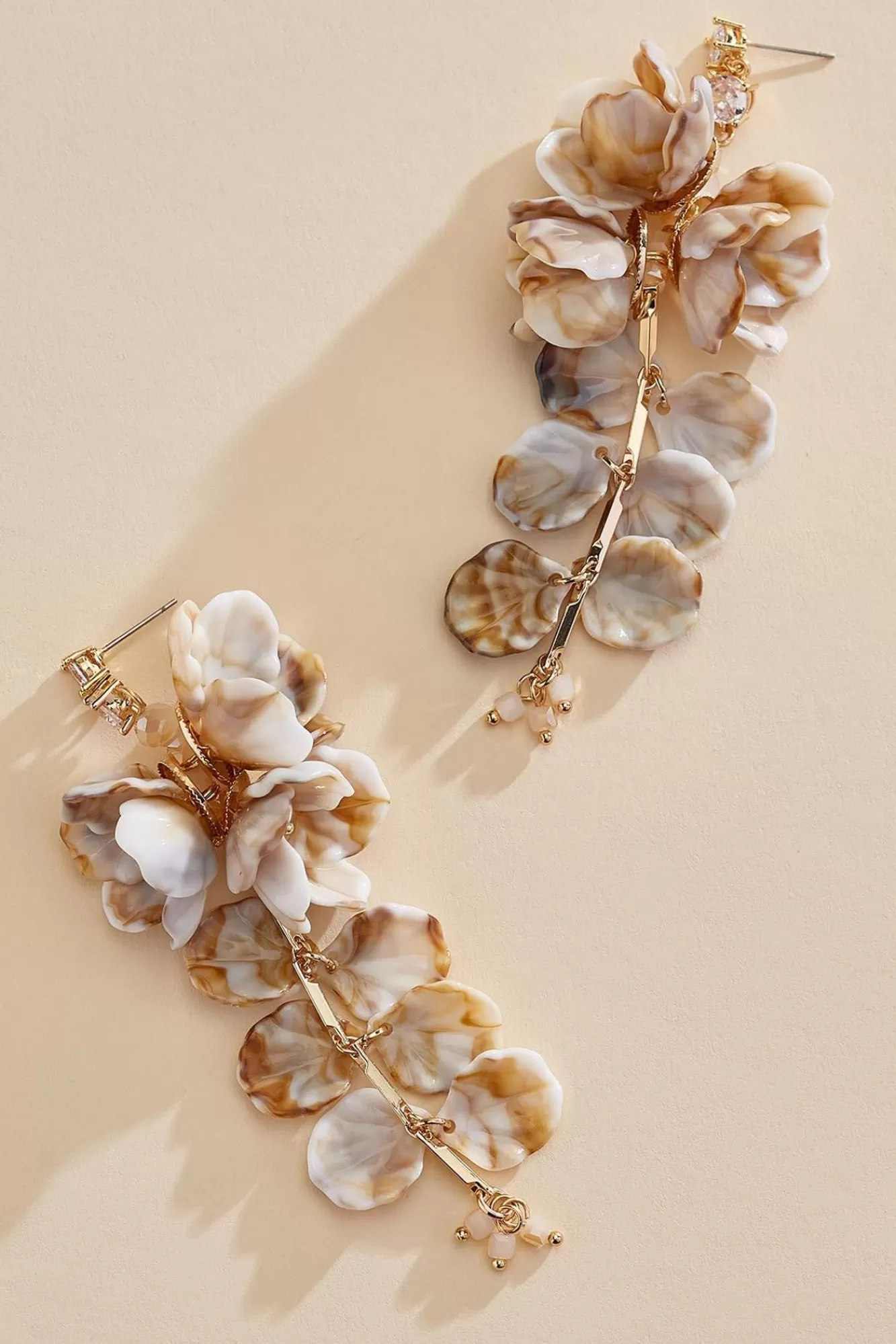 Women Versona Seashell Flower Dangle Earrings