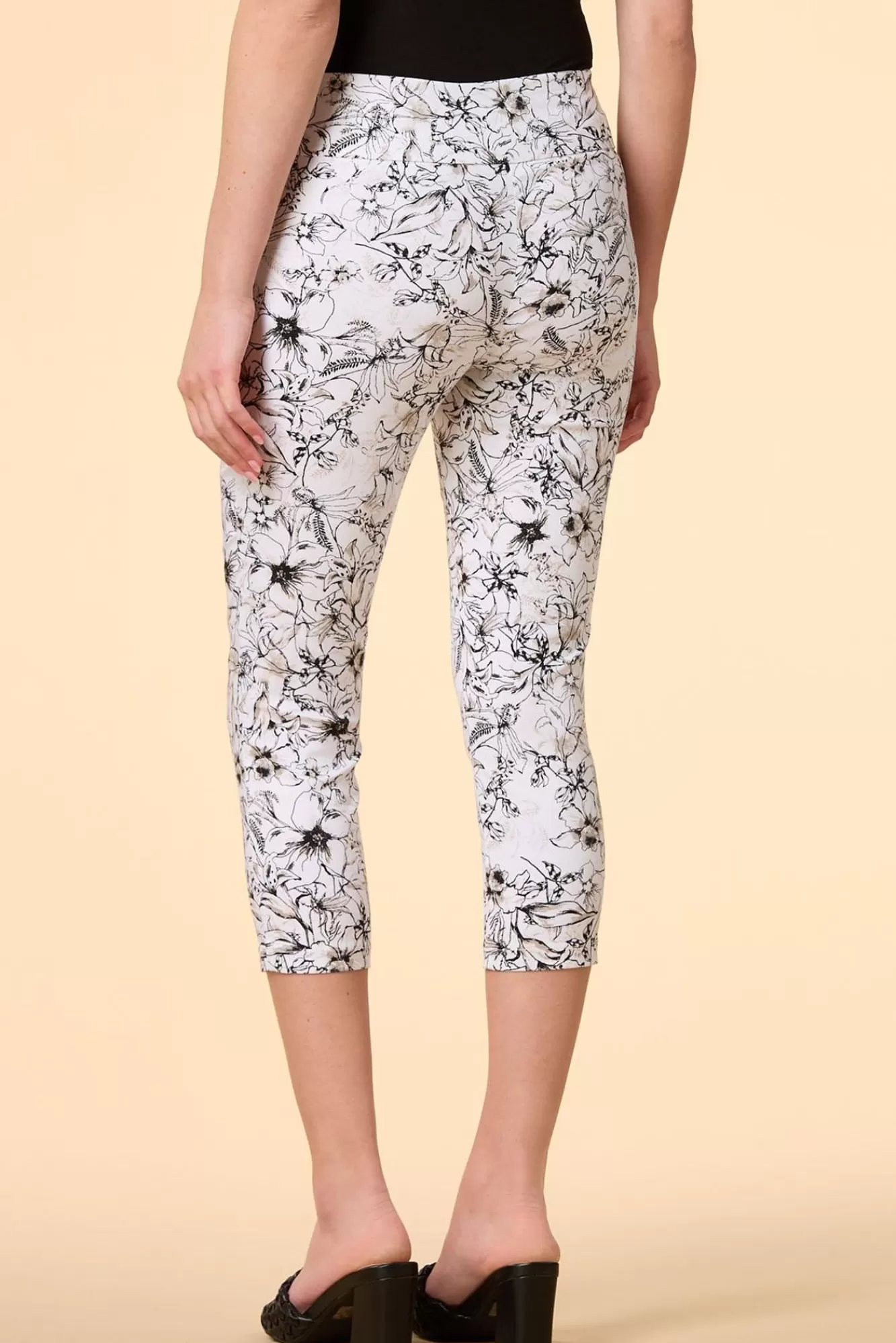 Women Versona Sketch Book Pants