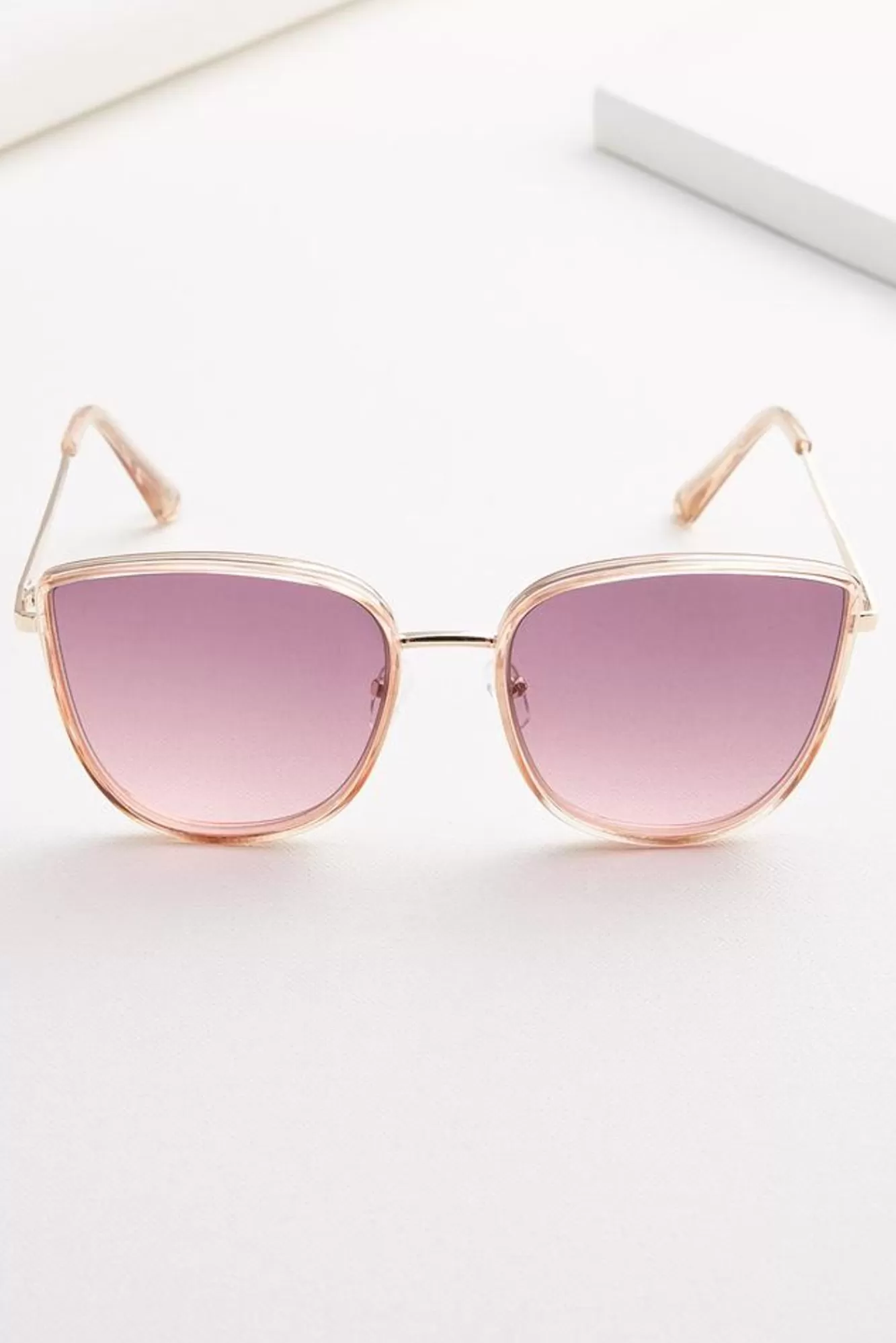 Women Versona Sleek Cat Eye Sunglasses