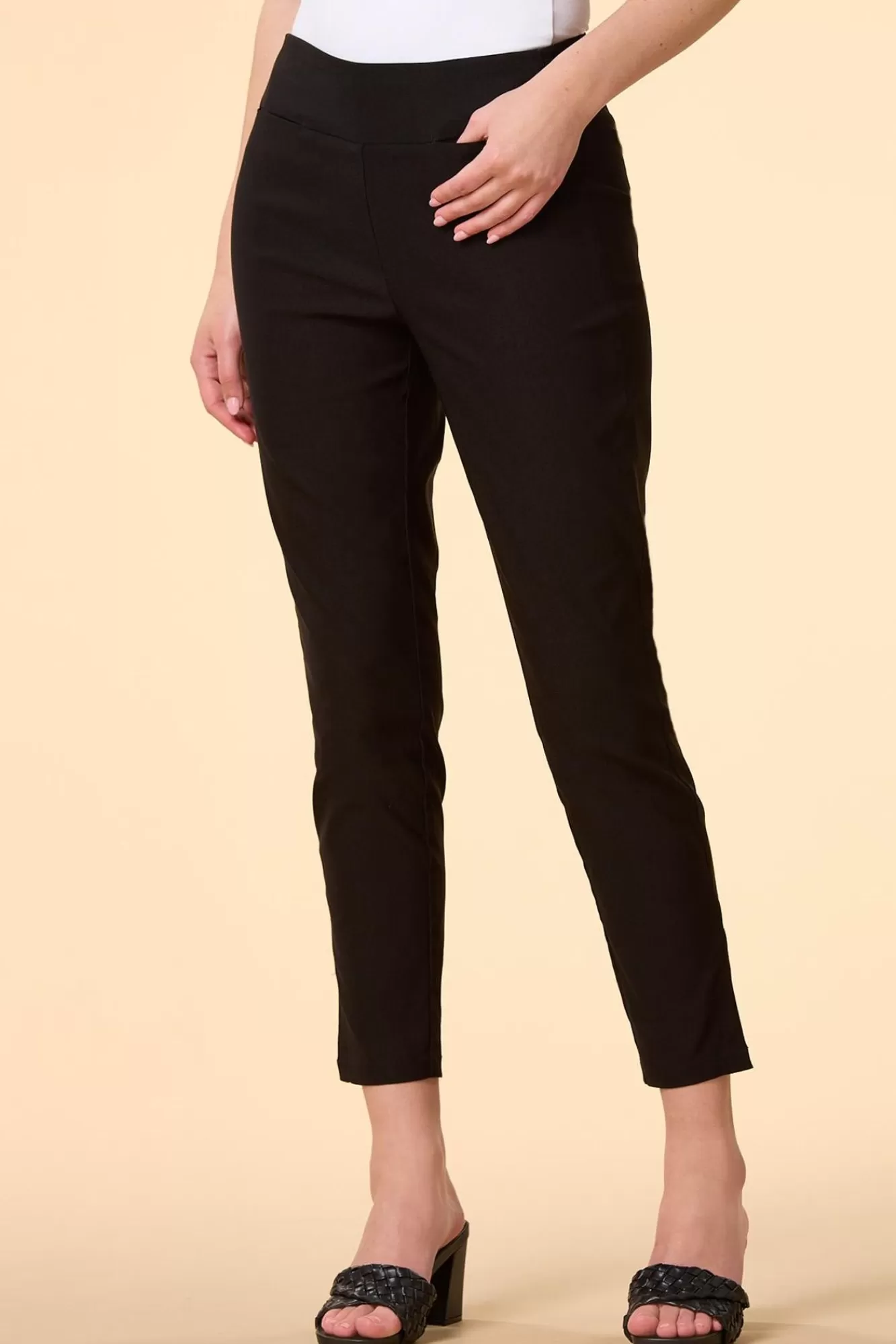 Women Versona Solid Bengaline Ankle Pants