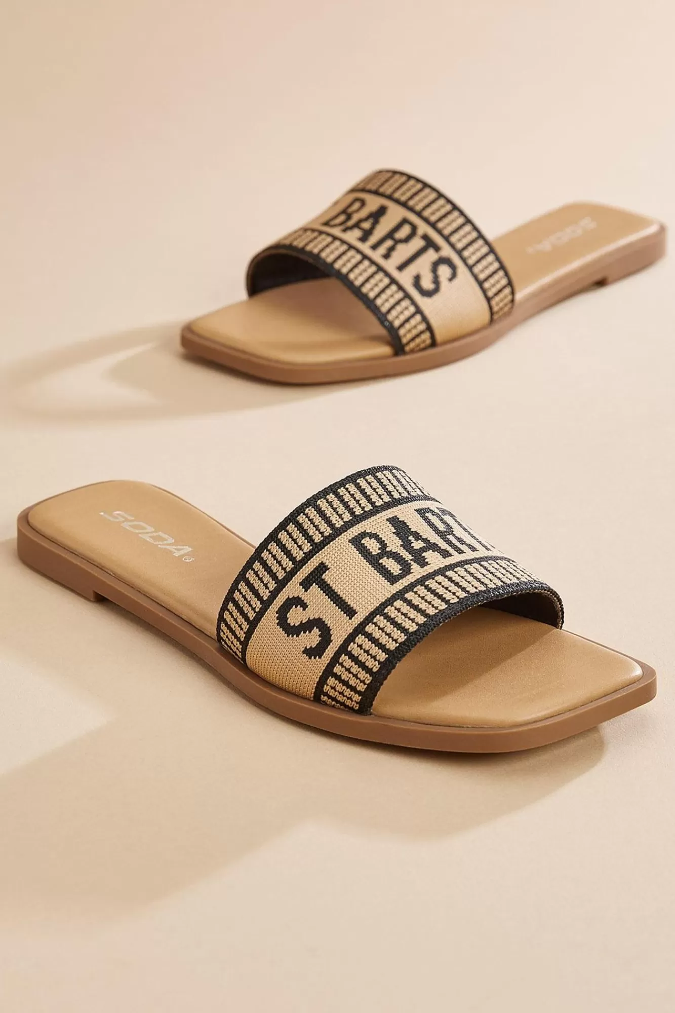 Women Versona St Barts Embroidered Band Slides