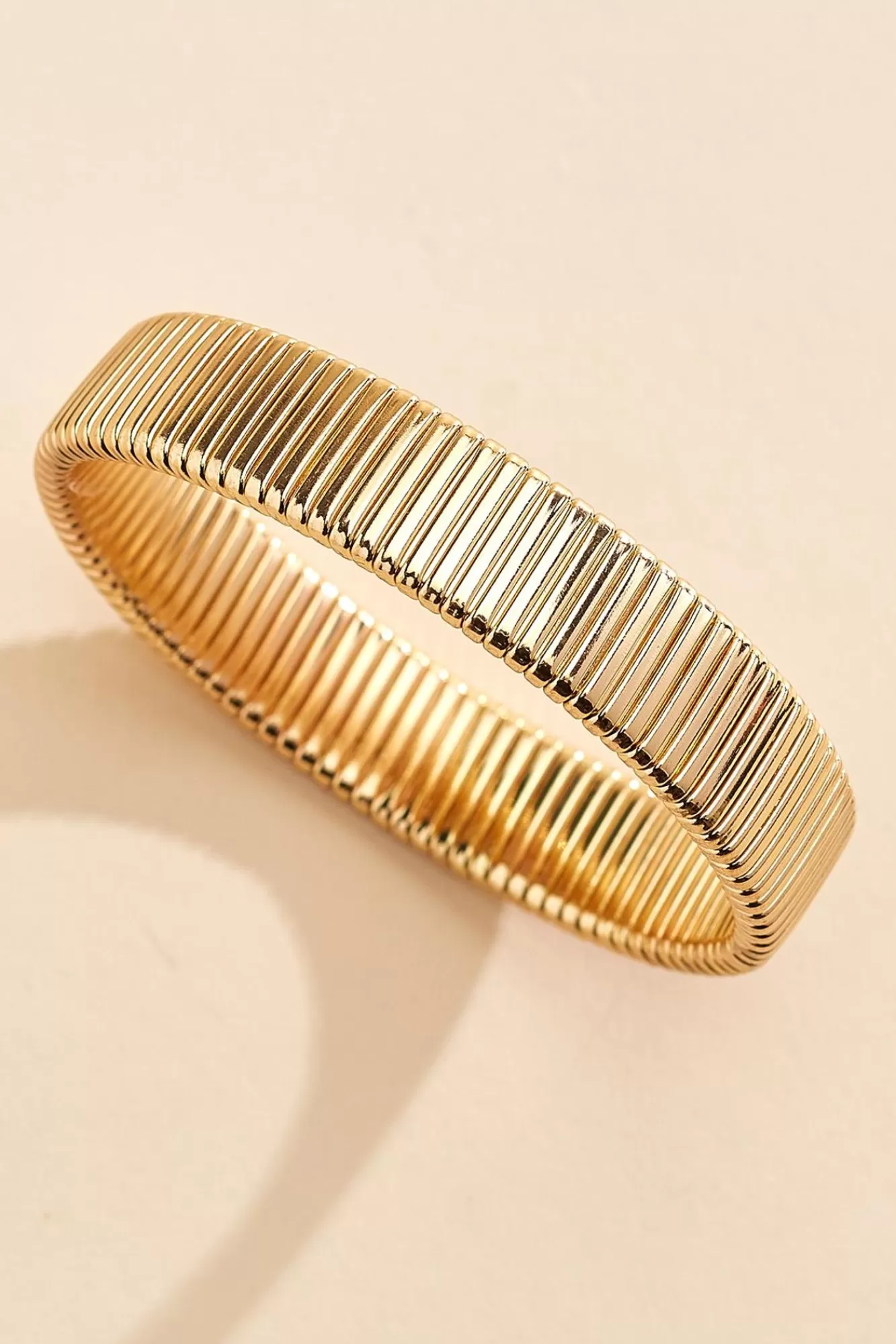 Women Versona Thick Ribbed Bracelet